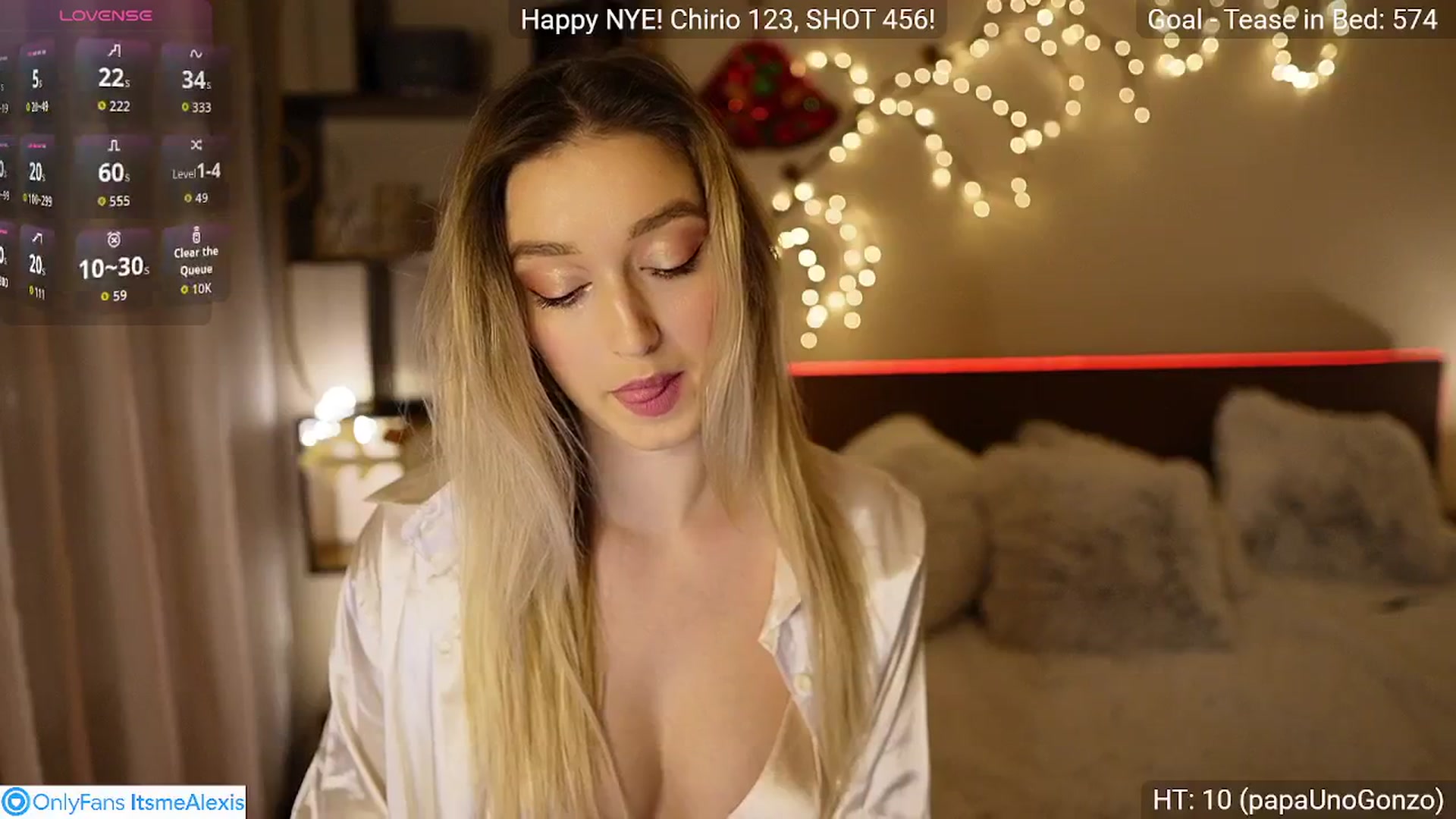Gallery image thumbnail from Alexis__Texas's myfreecams stream on, 12/31/2025, 16:43 image 10 of 20