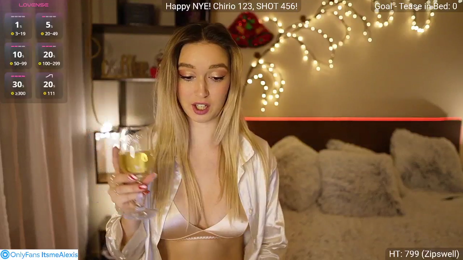 Gallery image thumbnail from Alexis__Texas's myfreecams stream on, 12/31/2025, 19:26 image 2 of 20