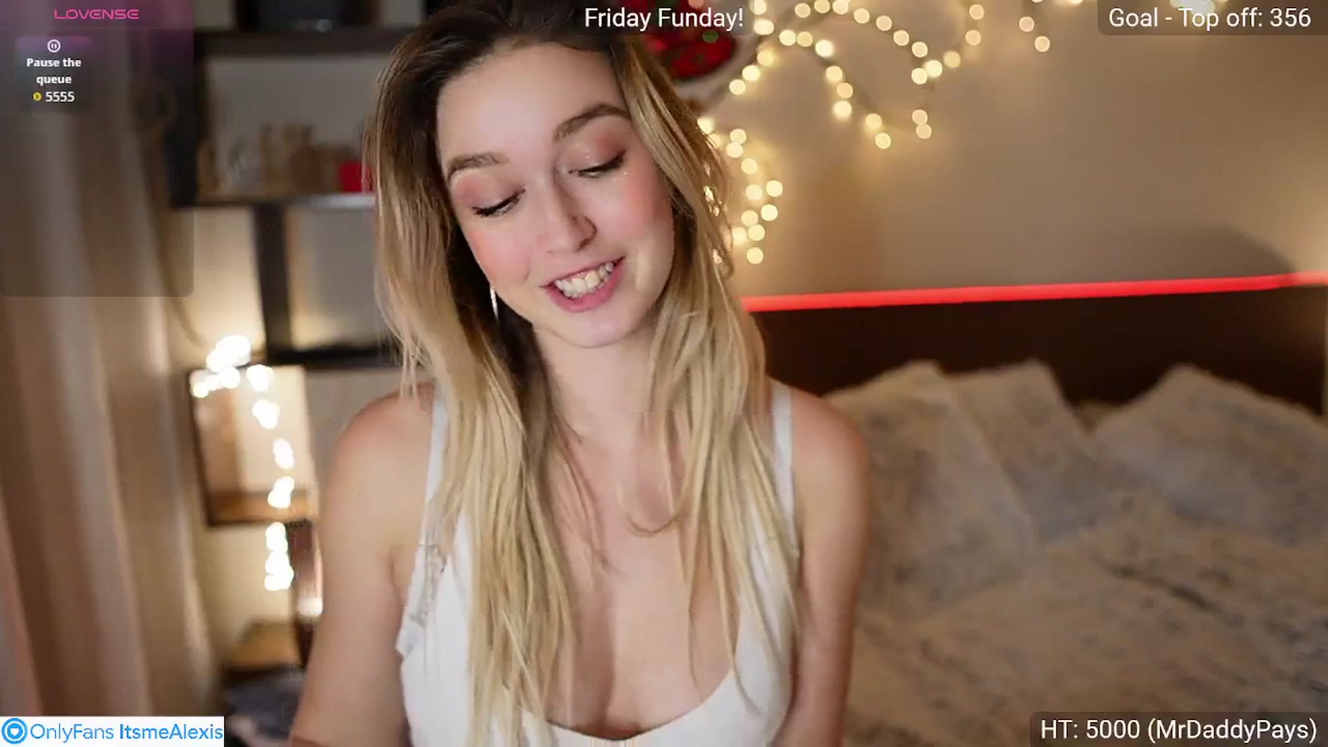 Gallery image thumbnail from Alexis__Texas's myfreecams stream on, 01/02/2026, 23:47 image 13 of 20