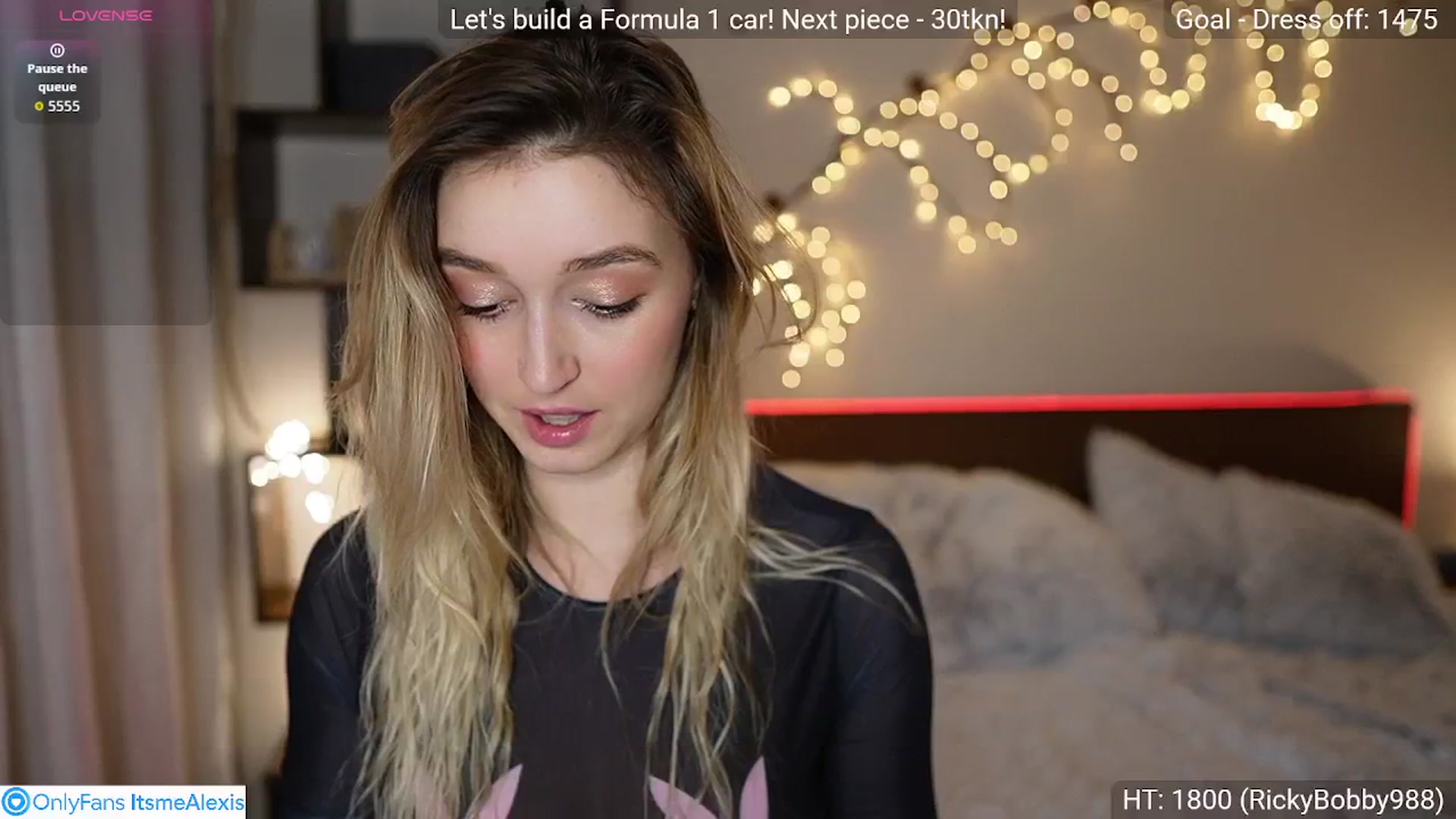 Gallery image thumbnail from Alexis__Texas's myfreecams stream on, 01/19/2026, 24:49 image 4 of 20