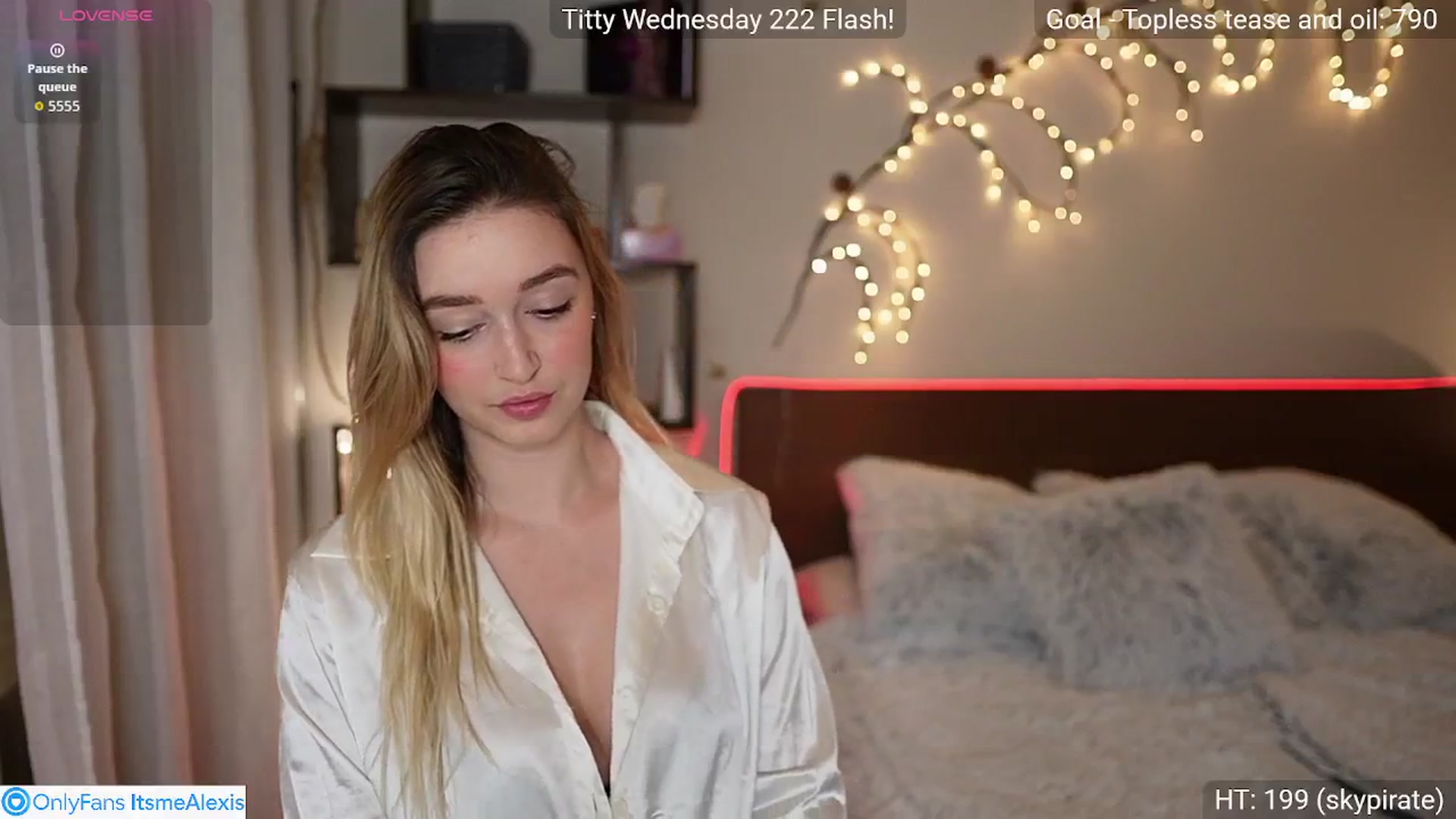 Gallery image thumbnail from Alexis__Texas's myfreecams stream on, 02/04/2026, 23:36 image 6 of 20