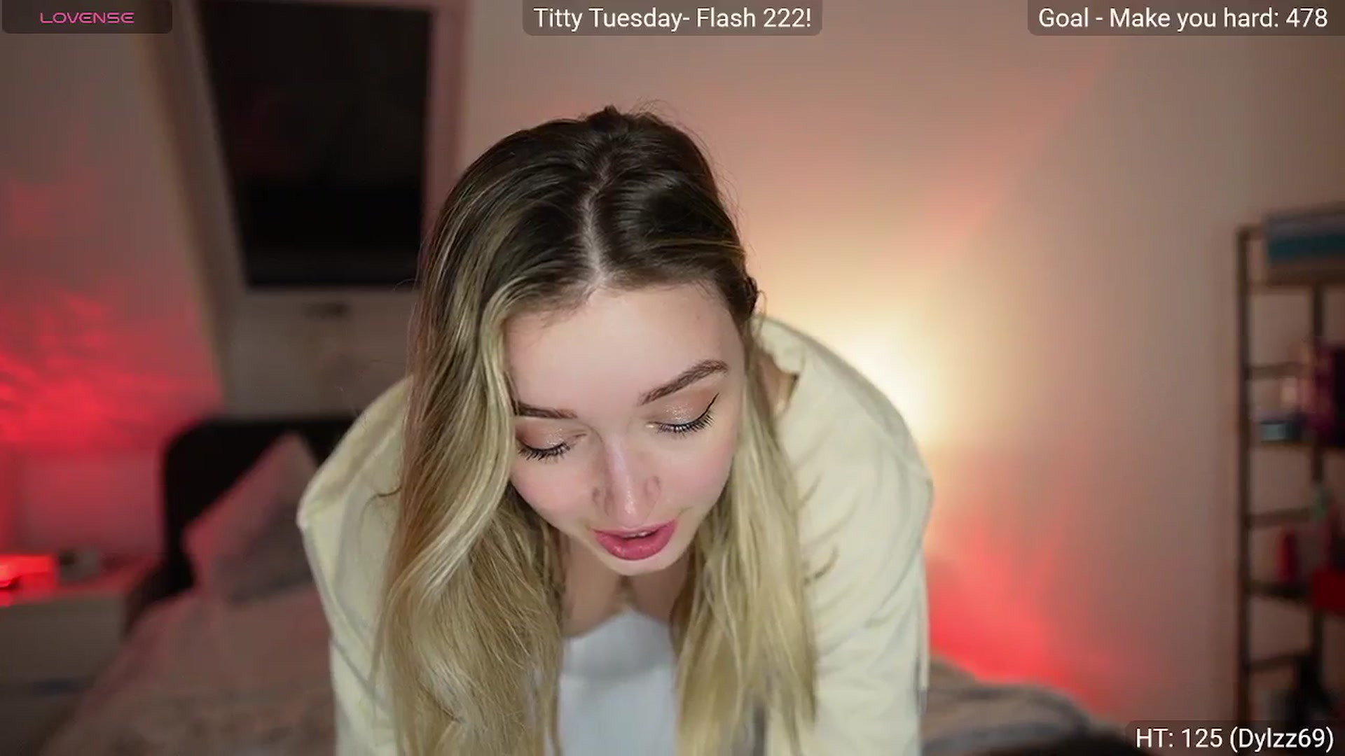 Gallery image thumbnail from Alexis__Texas's myfreecams stream on, 04/21/2026, 20:34 image 13 of 20