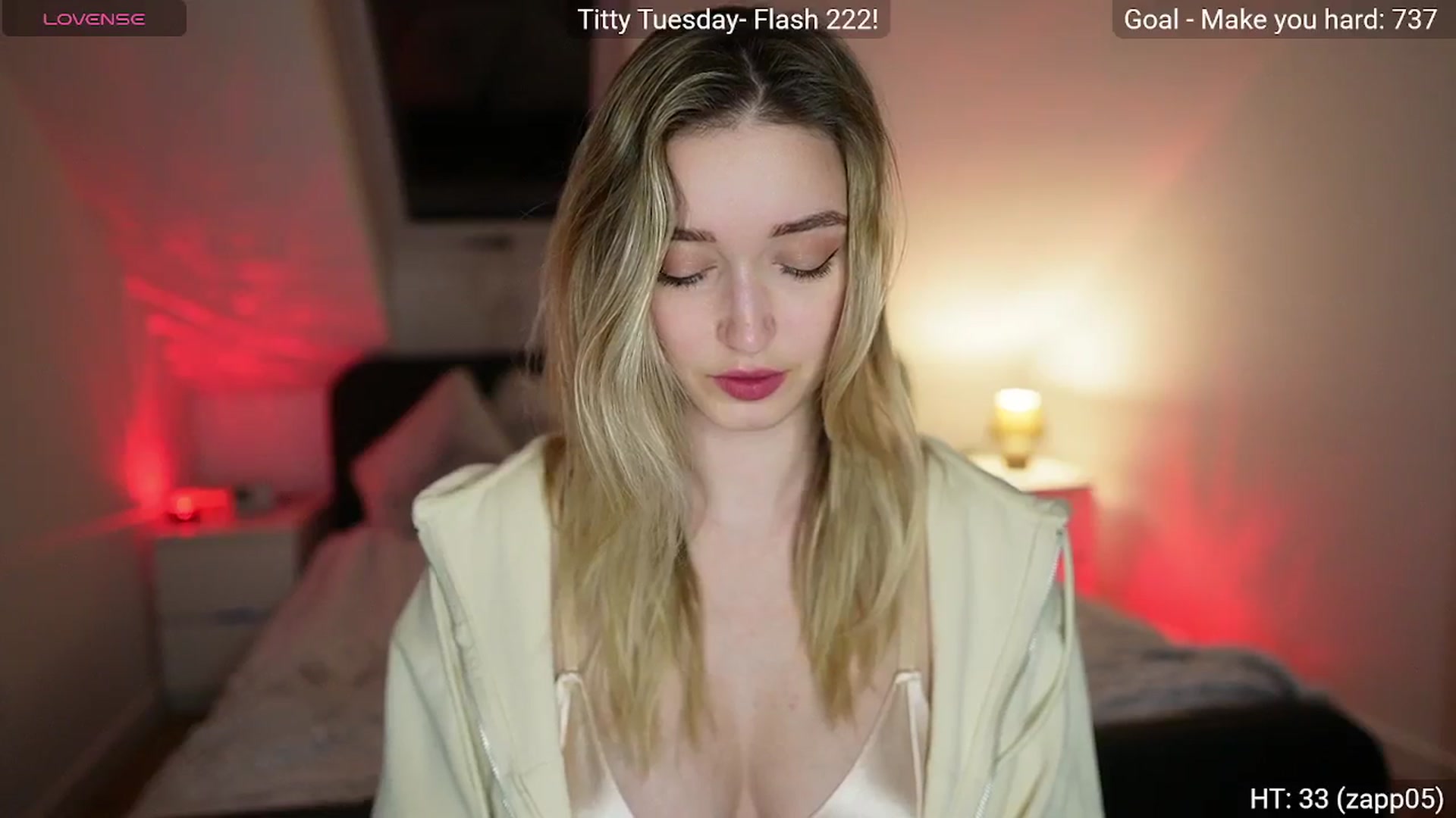 Gallery image thumbnail from Alexis__Texas's myfreecams stream on, 04/21/2026, 20:34 image 7 of 20