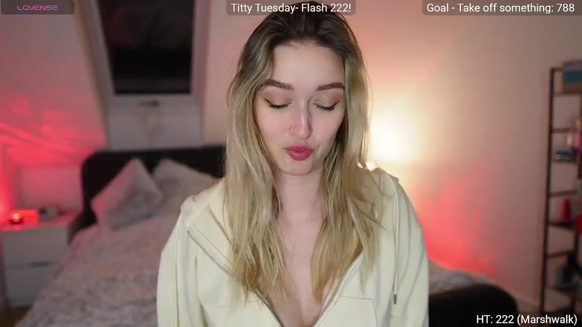 Gallery image thumbnail from Alexis__Texas's myfreecams stream on, 04/21/2026, 22:59 image 2 of 20