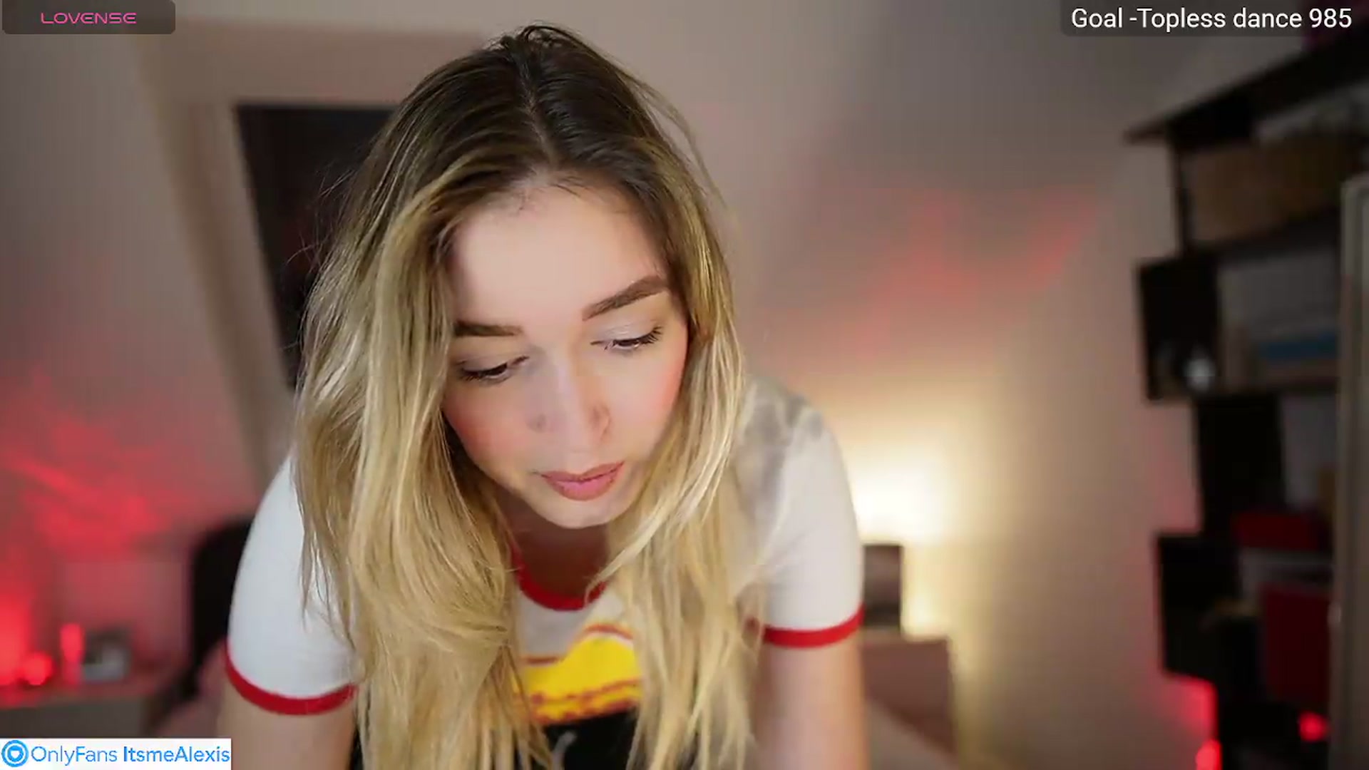 Gallery image thumbnail from Alexis__Texas's myfreecams stream on, 05/20/2026, 20:40 image 7 of 20