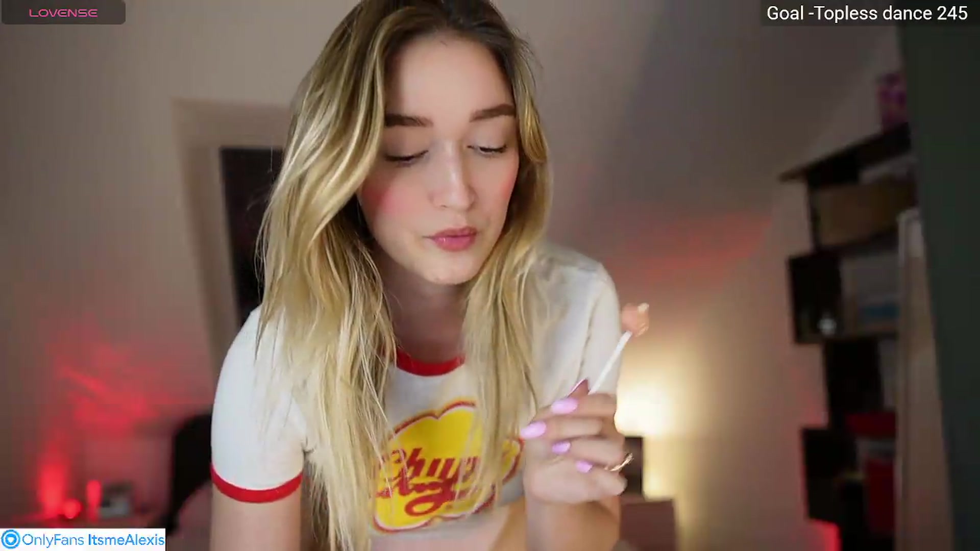 Gallery image thumbnail from Alexis__Texas's myfreecams stream on, 05/20/2026, 22:06 image 16 of 20