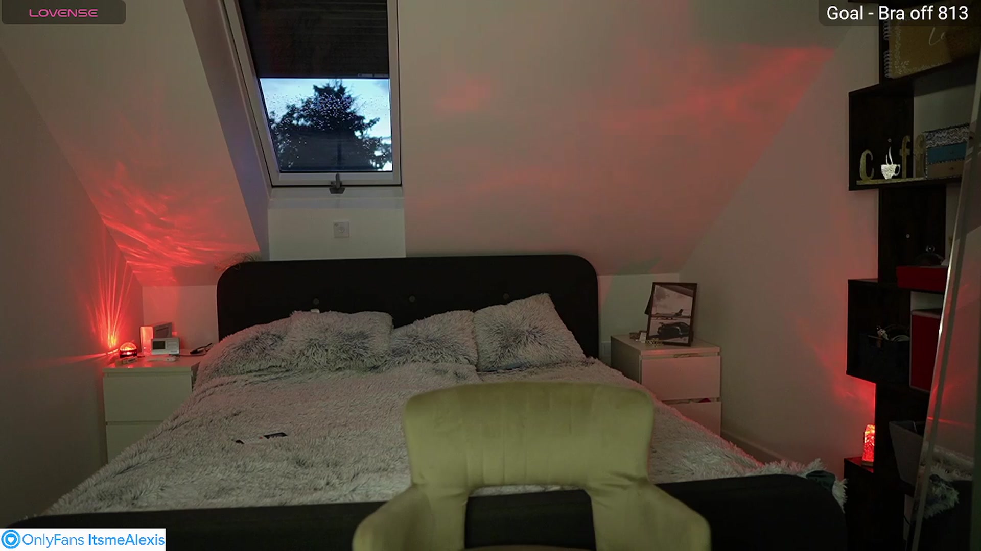 Gallery image thumbnail from Alexis__Texas's myfreecams stream on, 06/05/2026, 19:35 image 13 of 20