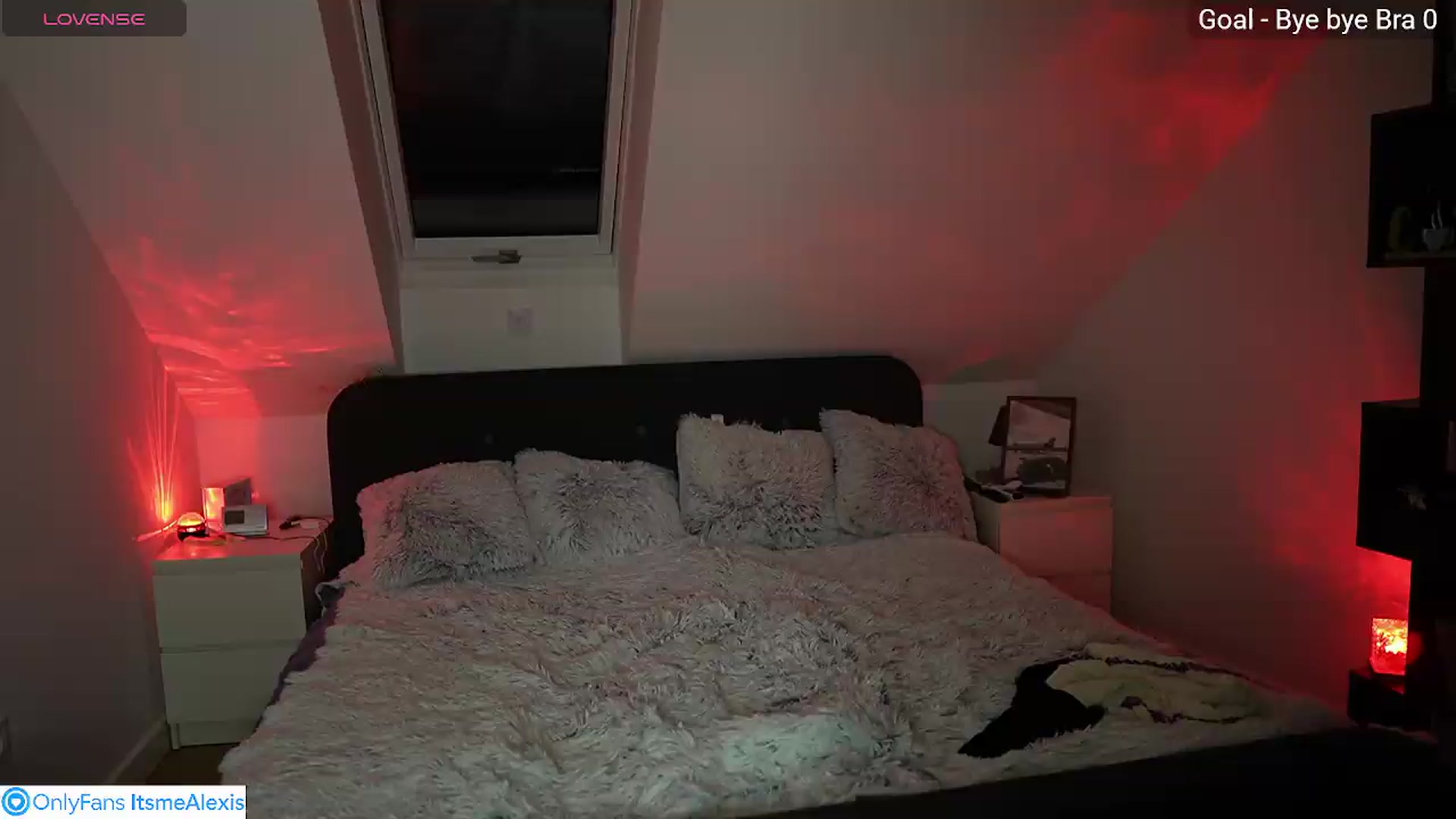 Gallery image thumbnail from Alexis__Texas's myfreecams stream on, 06/24/2026, 20:54 image 15 of 20