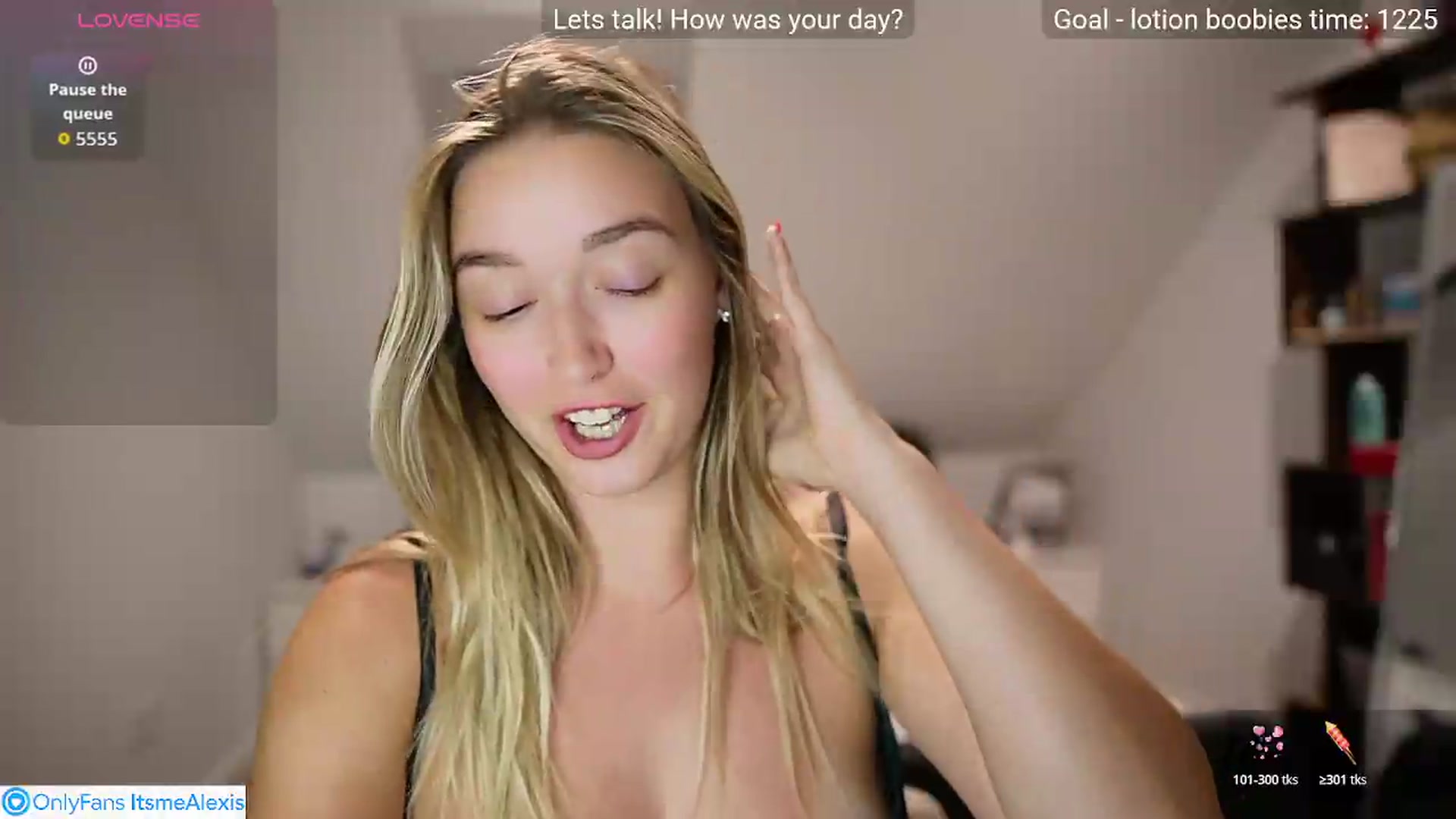 Gallery image thumbnail from Alexis__Texas's myfreecams stream on, 07/19/2026, 19:33 image 19 of 20
