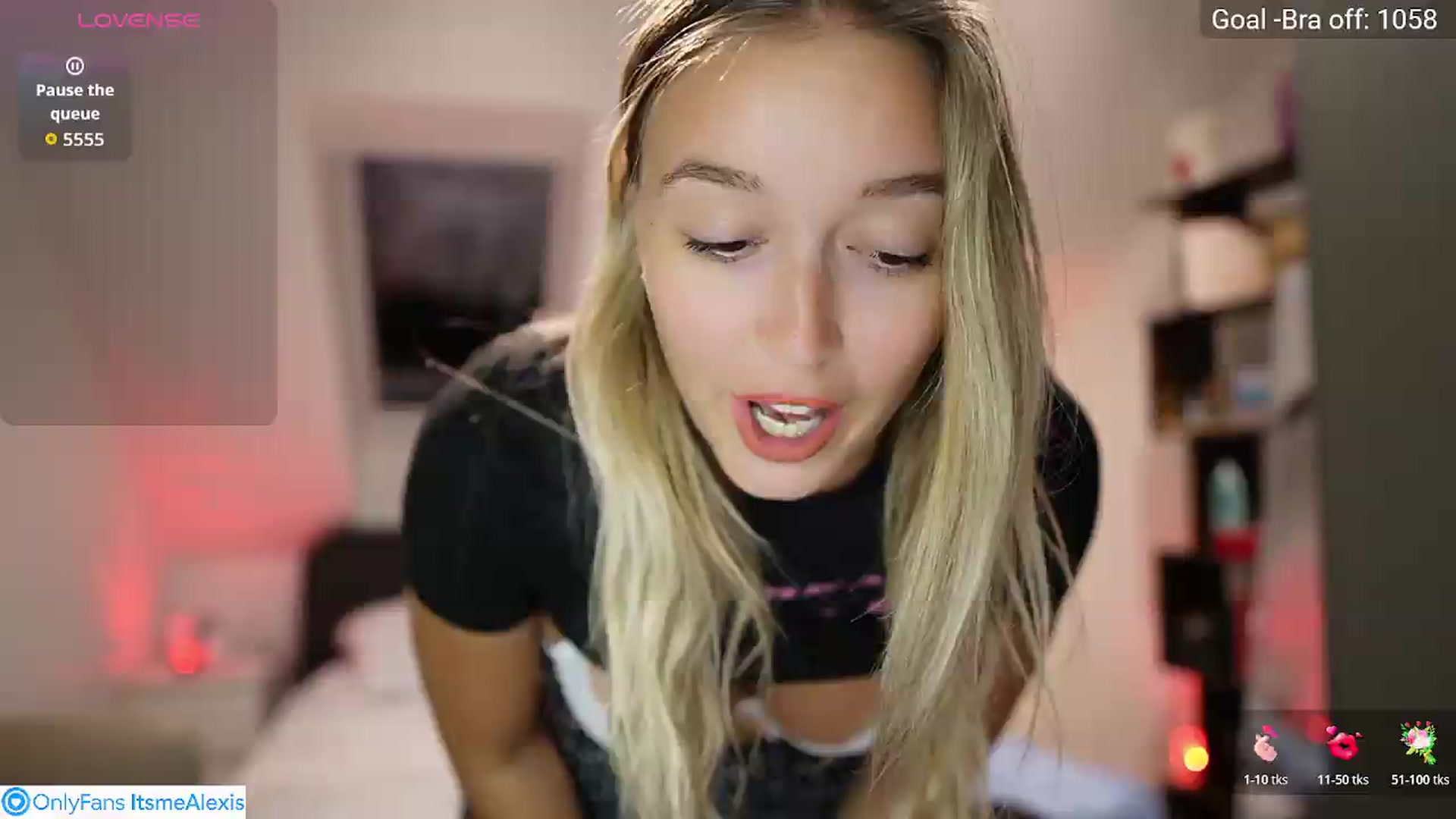 Gallery image thumbnail from Alexis__Texas's myfreecams stream on, 08/15/2026, 20:46 image 7 of 20