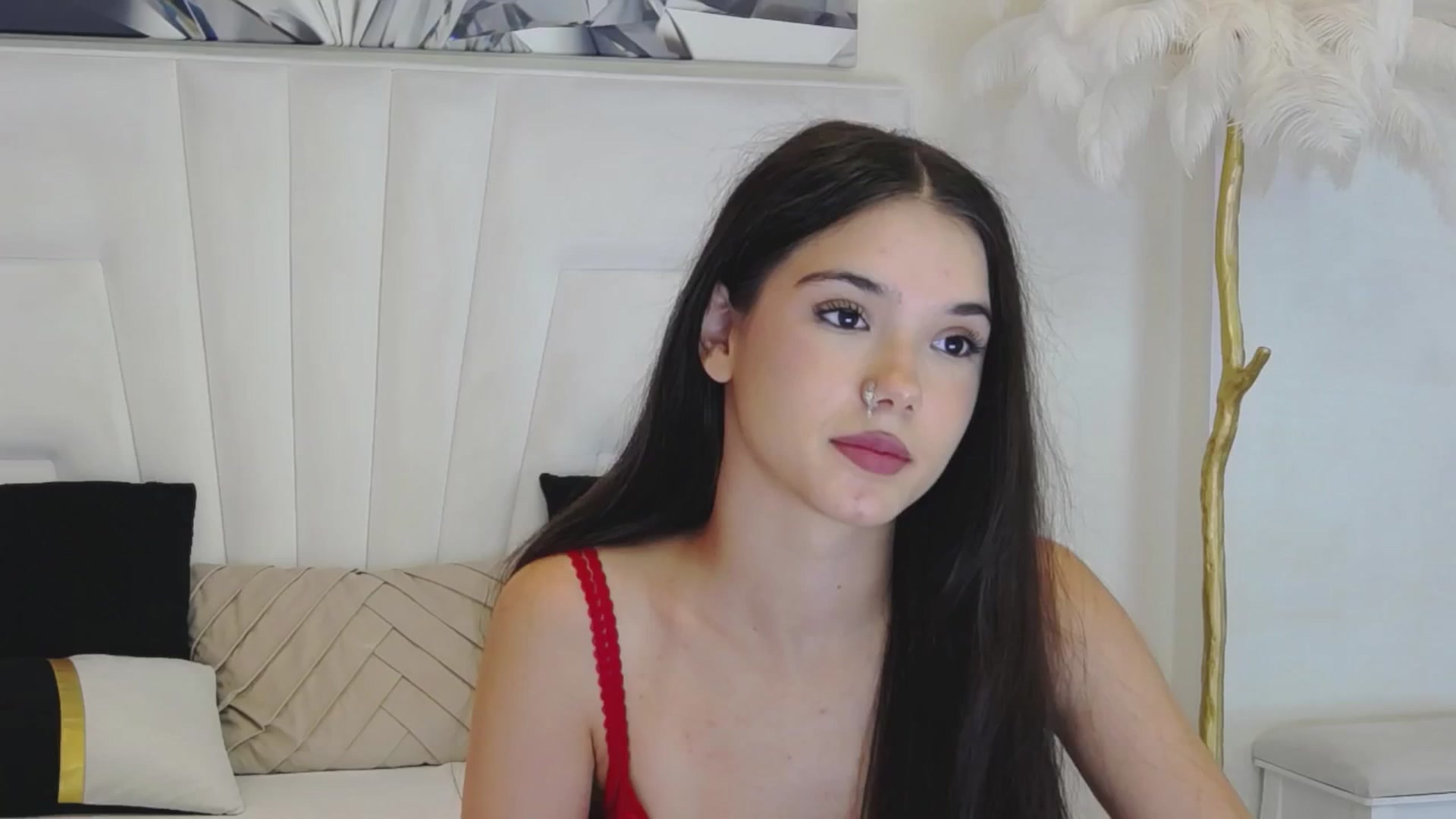 Gallery image thumbnail from AlexissDevine's myfreecams stream on, 08/04/2025, 10:14 image 19 of 20