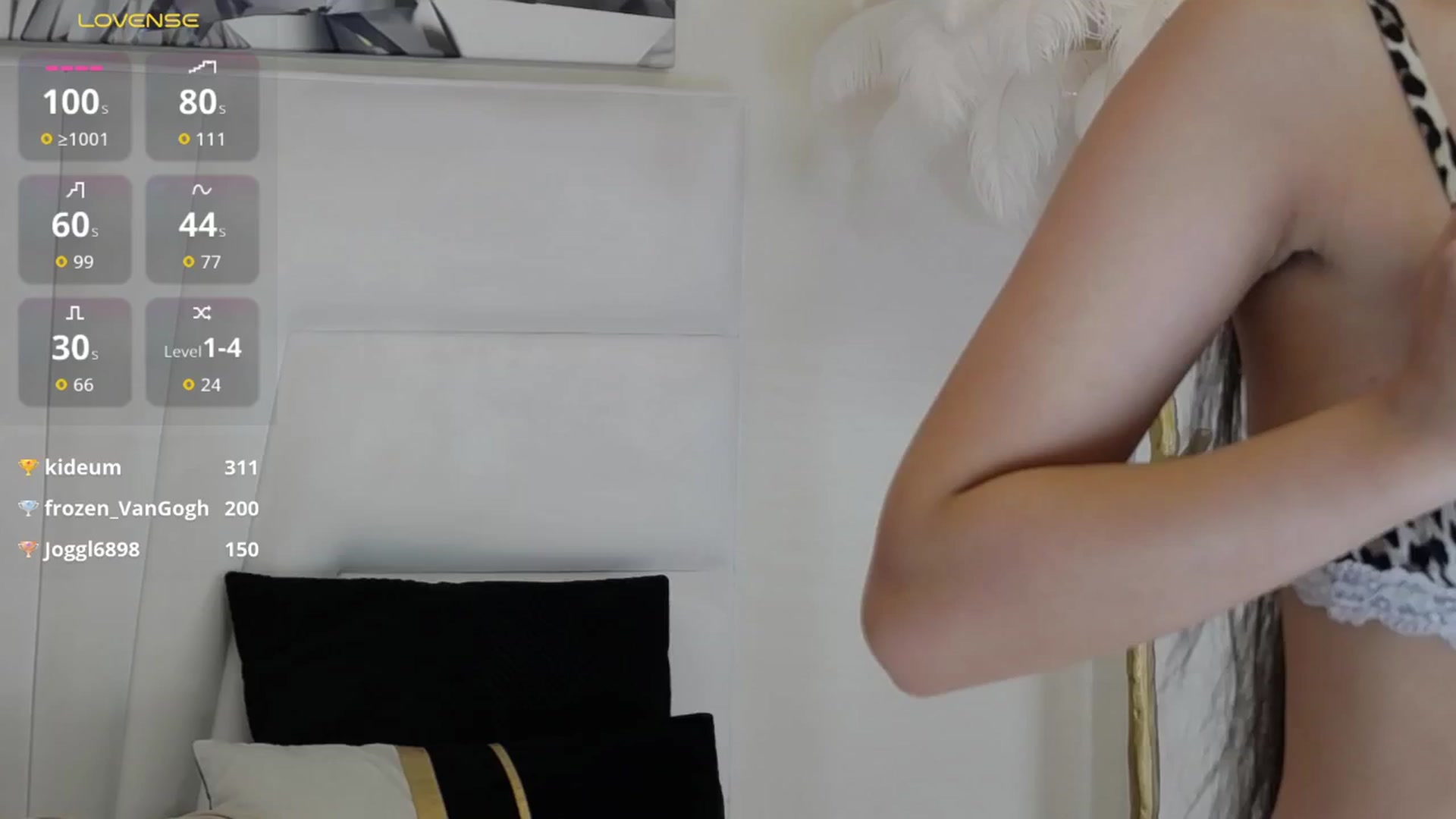 Gallery image thumbnail from AlexissDevine's myfreecams stream on, 08/13/2025, 12:26 image 10 of 20