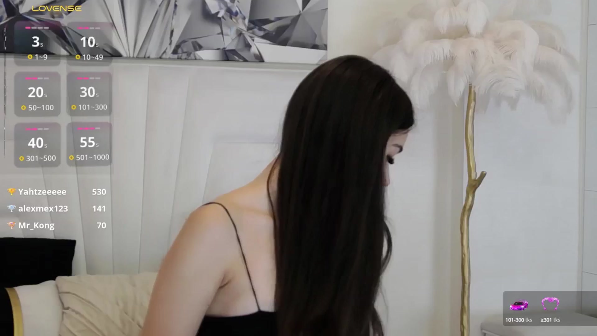 Gallery image thumbnail from AlexissDevine's myfreecams stream on, 08/21/2025, 10:35 image 17 of 20