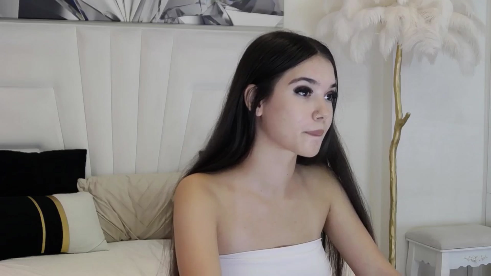 Gallery image thumbnail from AlexissDevine's myfreecams stream on, 08/25/2025, 11:47 image 20 of 20