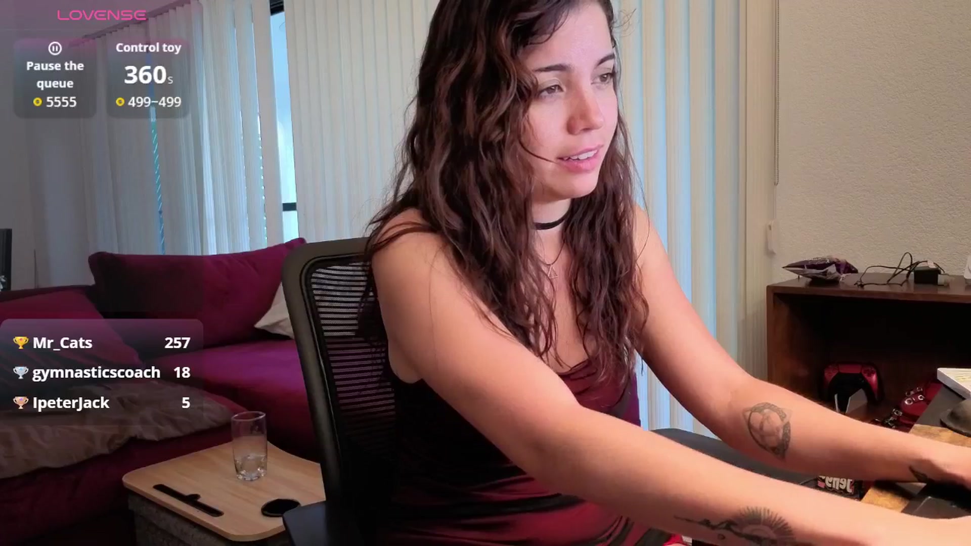 Gallery image thumbnail from Alexteasse's myfreecams stream on, 03/01/2026, 13:50 image 3 of 20