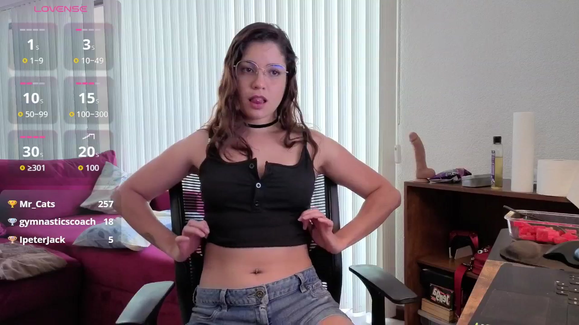 Gallery image thumbnail from Alexteasse's myfreecams stream on, 03/01/2026, 20:32 image 18 of 20