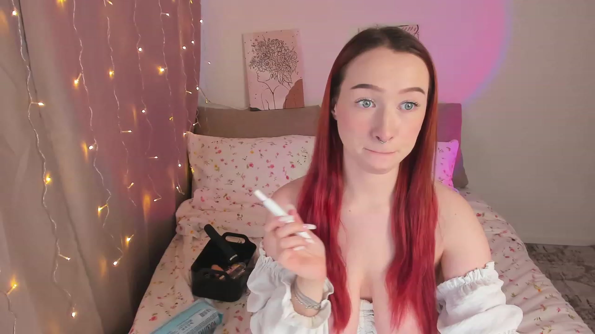 Gallery image thumbnail from AlexxDay's myfreecams stream on, 12/16/2022, 10:09 image 1 of 20