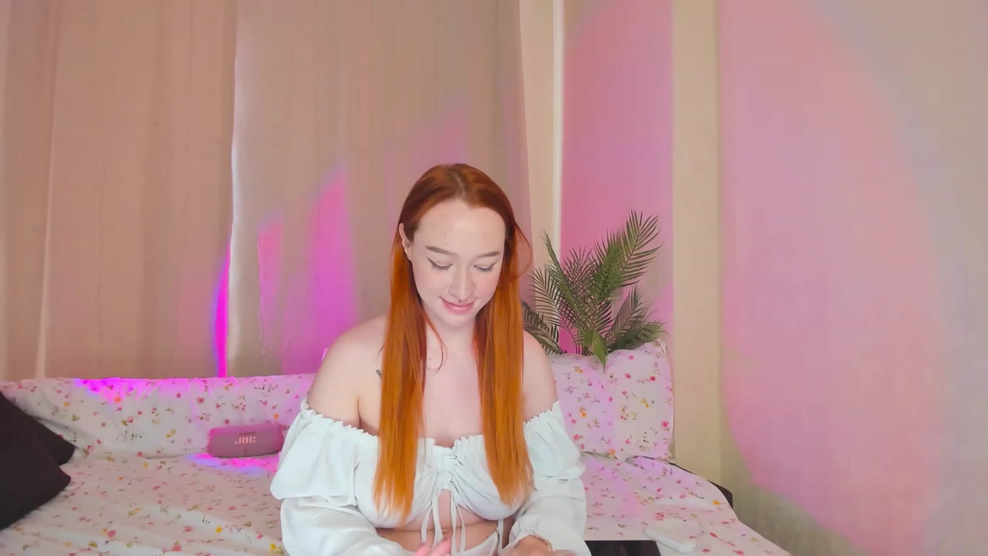 Gallery image thumbnail from AlexxDay's myfreecams stream on, 03/07/2023, 08:27 image 20 of 20