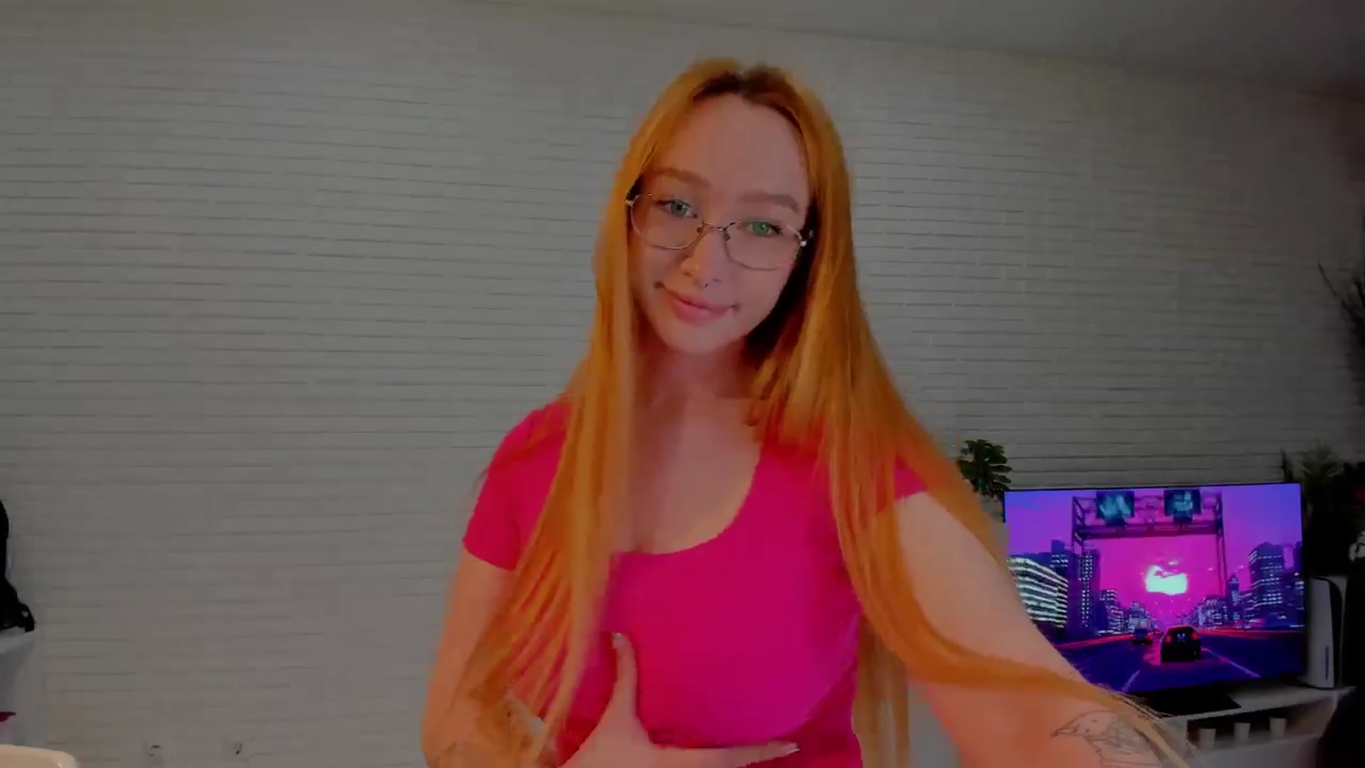 Gallery image thumbnail from AlexxDay's myfreecams stream on, 06/21/2024, 09:04 image 20 of 20