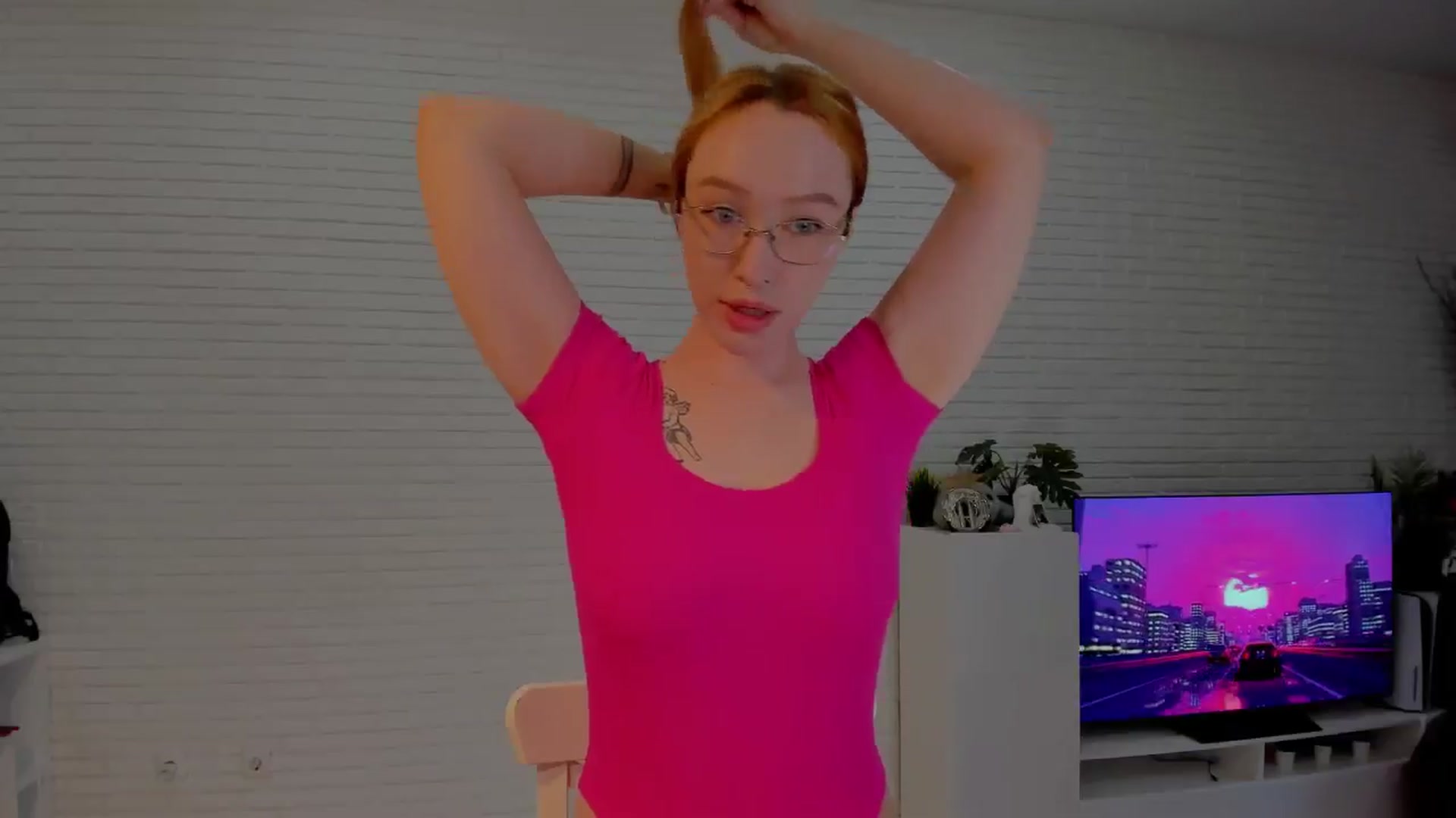 Gallery image thumbnail from AlexxDay's myfreecams stream on, 06/21/2024, 09:04 image 16 of 20