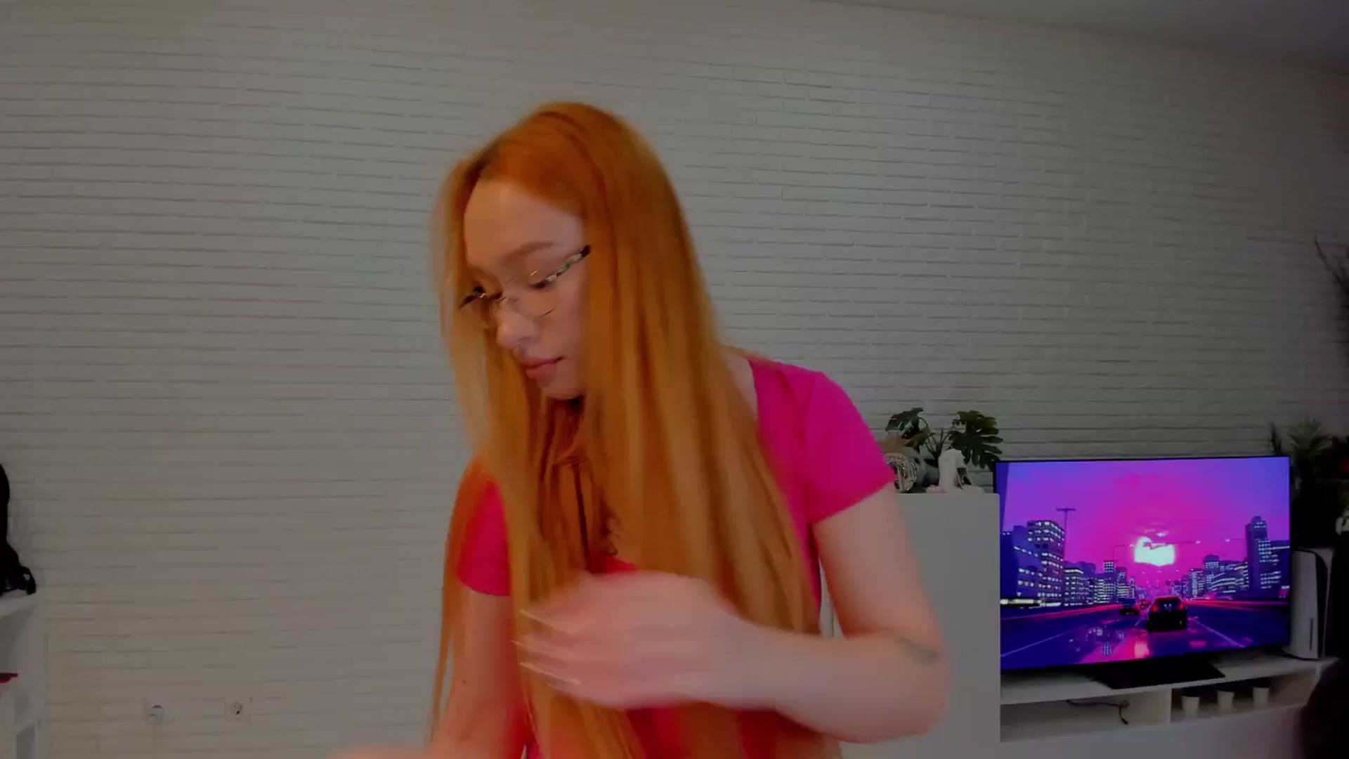 Gallery image thumbnail from AlexxDay's myfreecams stream on, 06/21/2024, 09:04 image 1 of 20