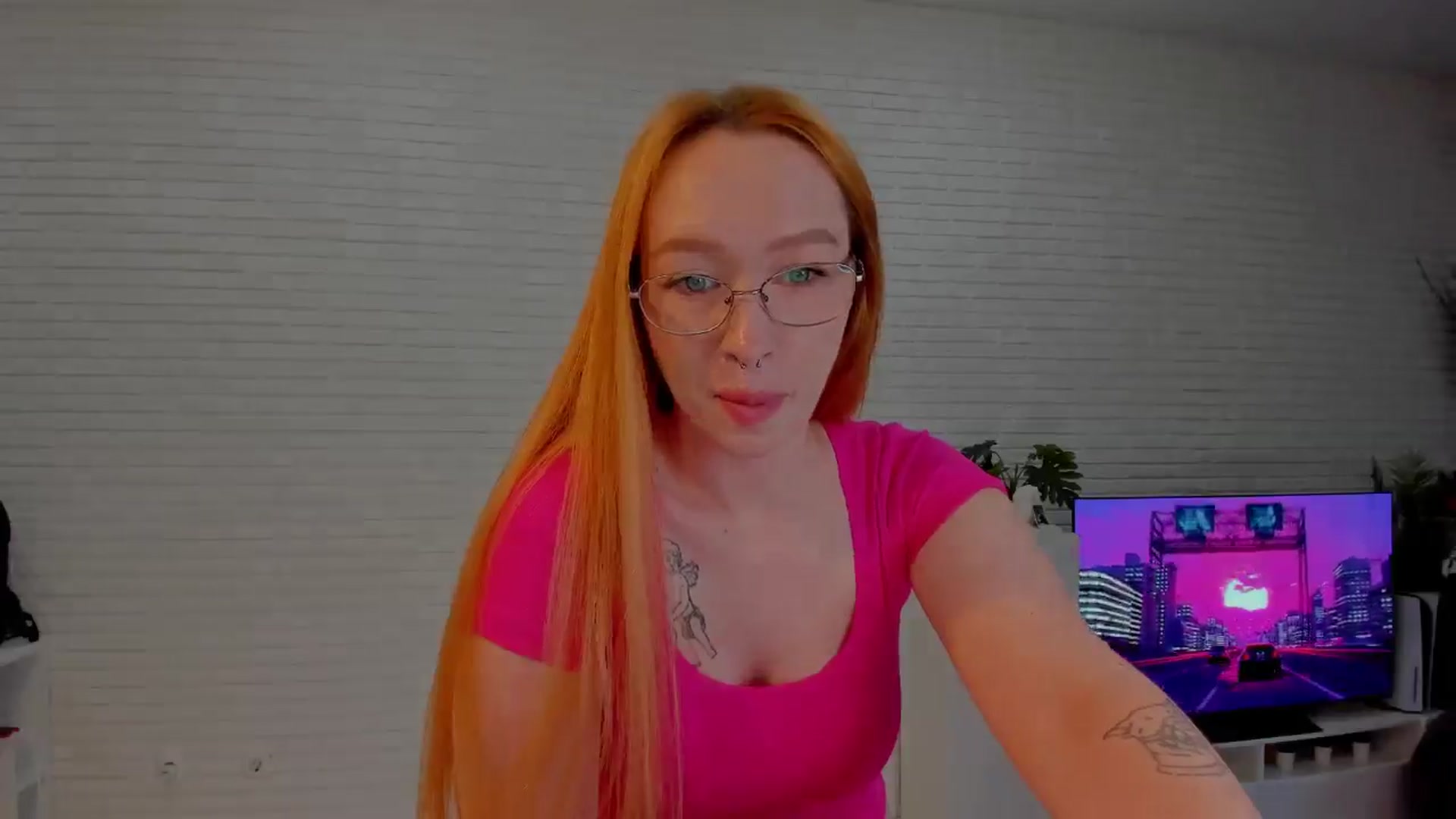 Gallery image thumbnail from AlexxDay's myfreecams stream on, 06/21/2024, 09:04 image 15 of 20