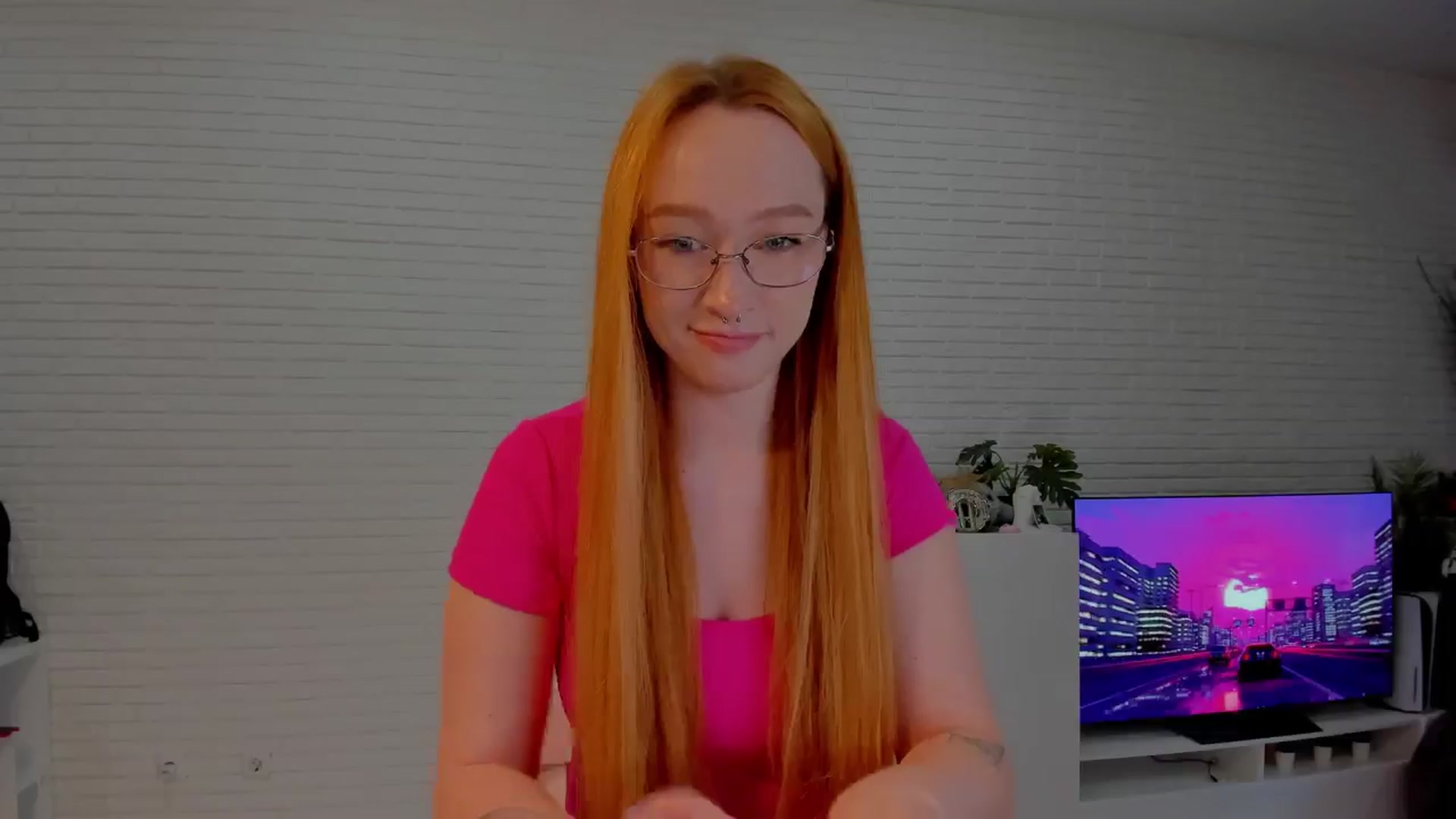 Gallery image thumbnail from AlexxDay's myfreecams stream on, 06/21/2024, 09:04 image 13 of 20