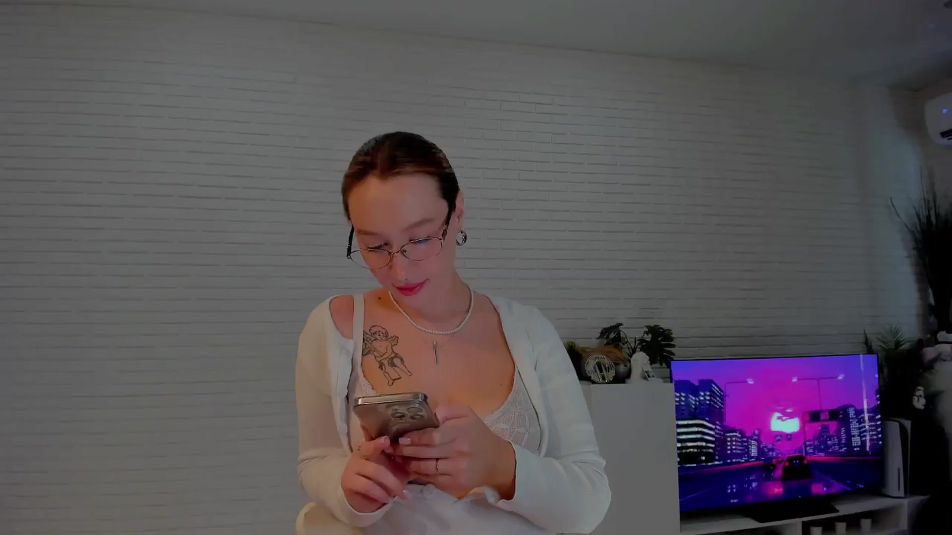 Gallery image thumbnail from AlexxDay's myfreecams stream on, 07/30/2024, 07:48 image 7 of 20