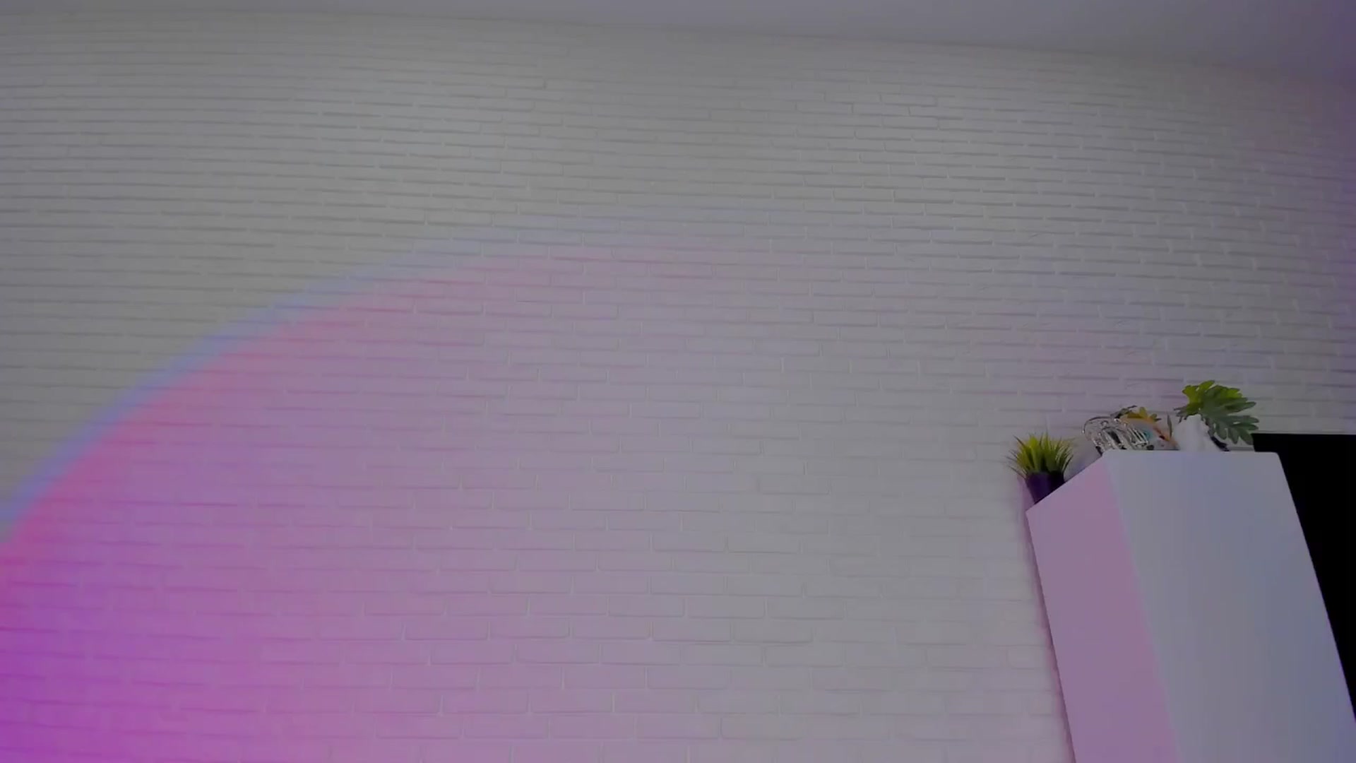 Gallery image thumbnail from AlexxDay's myfreecams stream on, 08/07/2024, 09:25 image 10 of 20