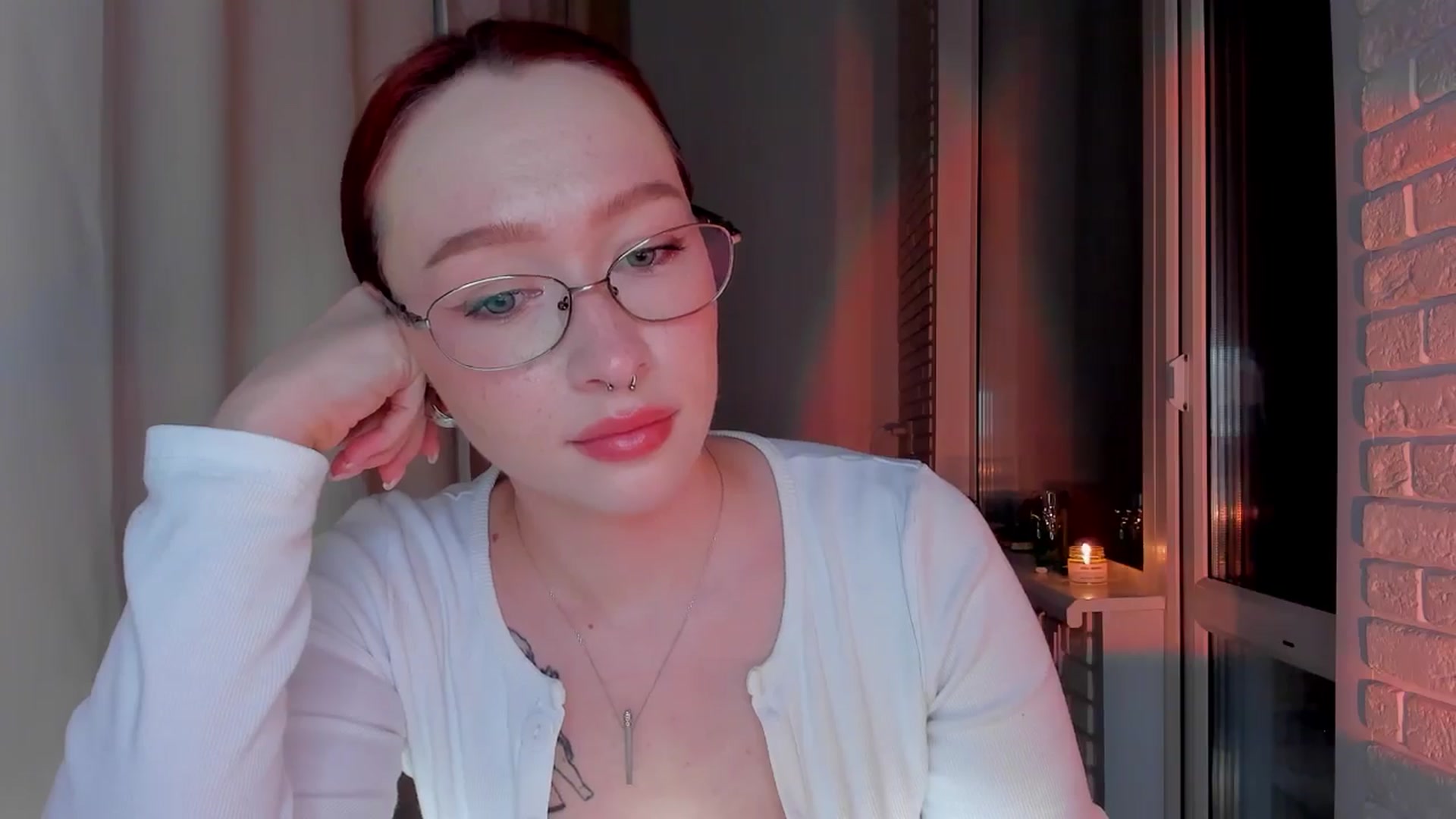 Gallery image thumbnail from AlexxDay's myfreecams stream on, 11/24/2024, 16:45 image 11 of 20