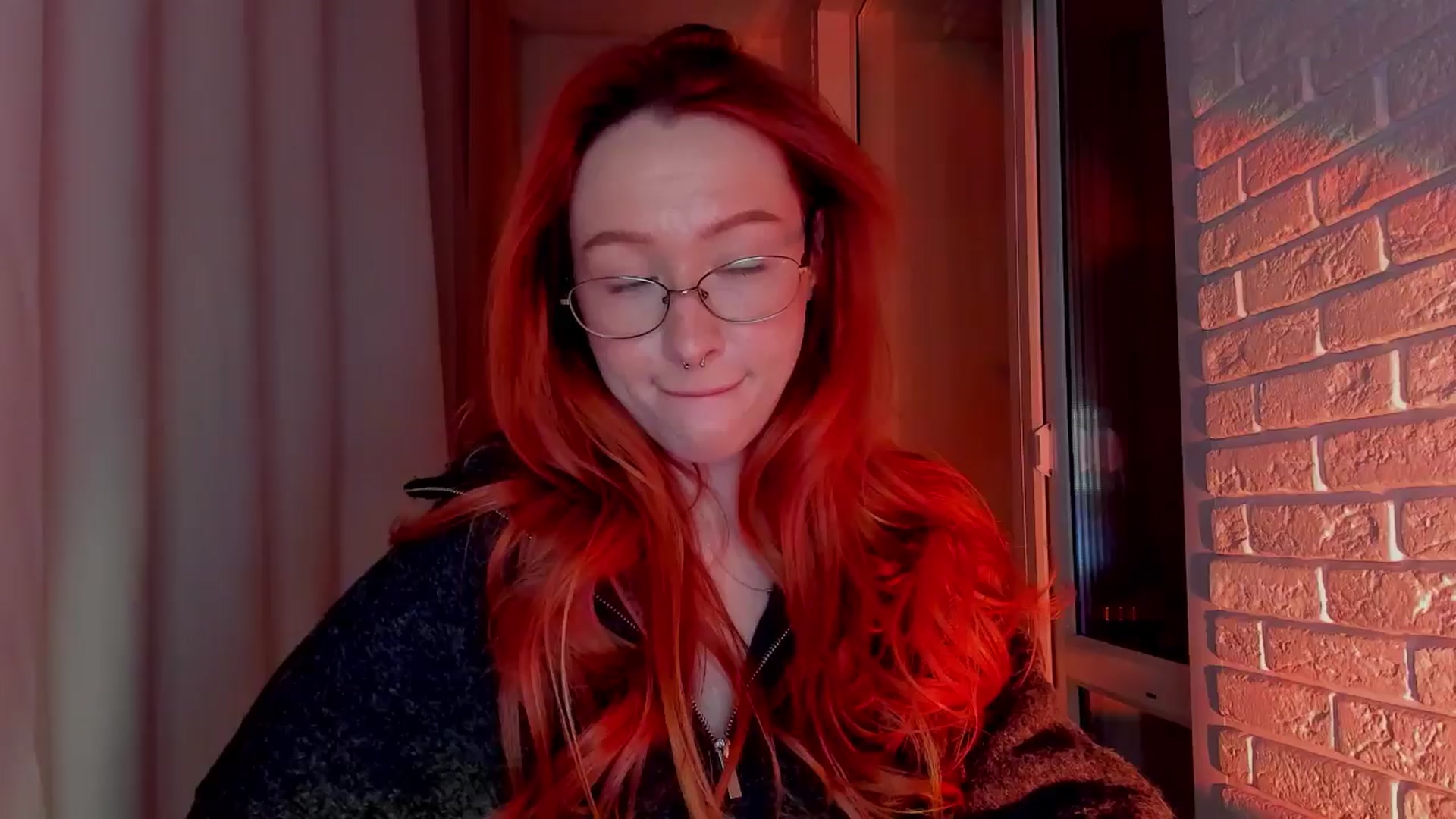 Gallery image thumbnail from AlexxDay's myfreecams stream on, 12/08/2024, 16:35 image 3 of 20