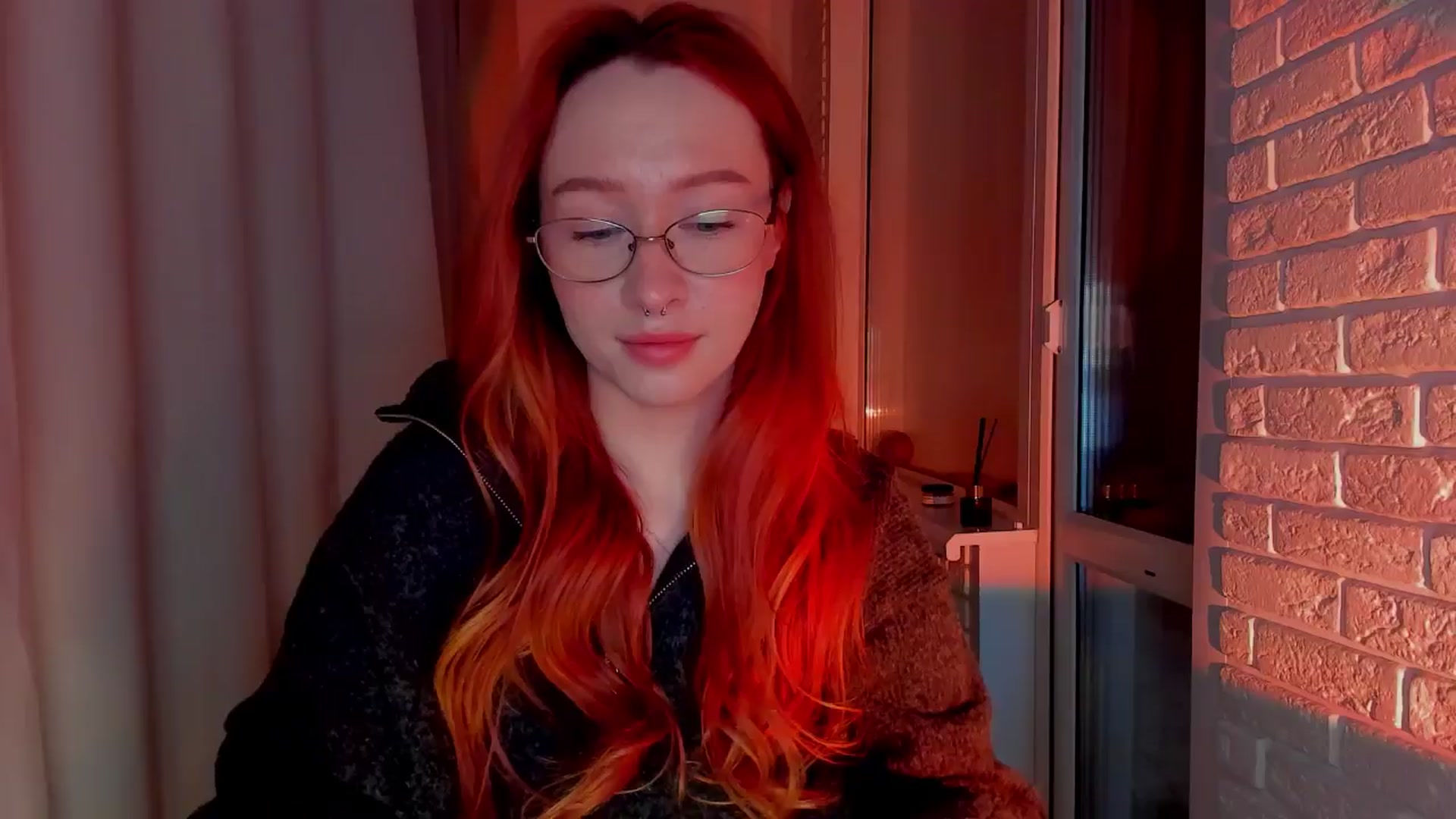 Gallery image thumbnail from AlexxDay's myfreecams stream on, 12/08/2024, 16:35 image 8 of 20