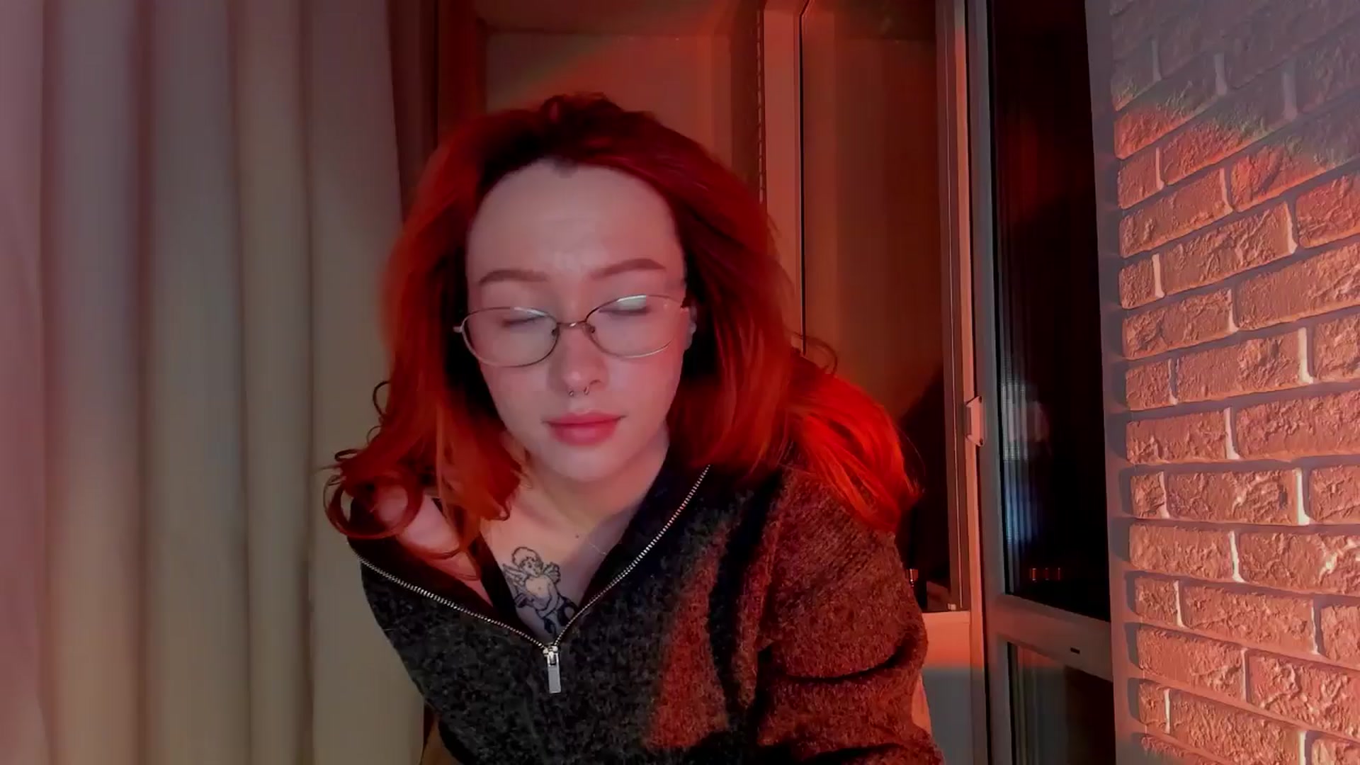 Gallery image thumbnail from AlexxDay's myfreecams stream on, 12/08/2024, 16:35 image 5 of 20