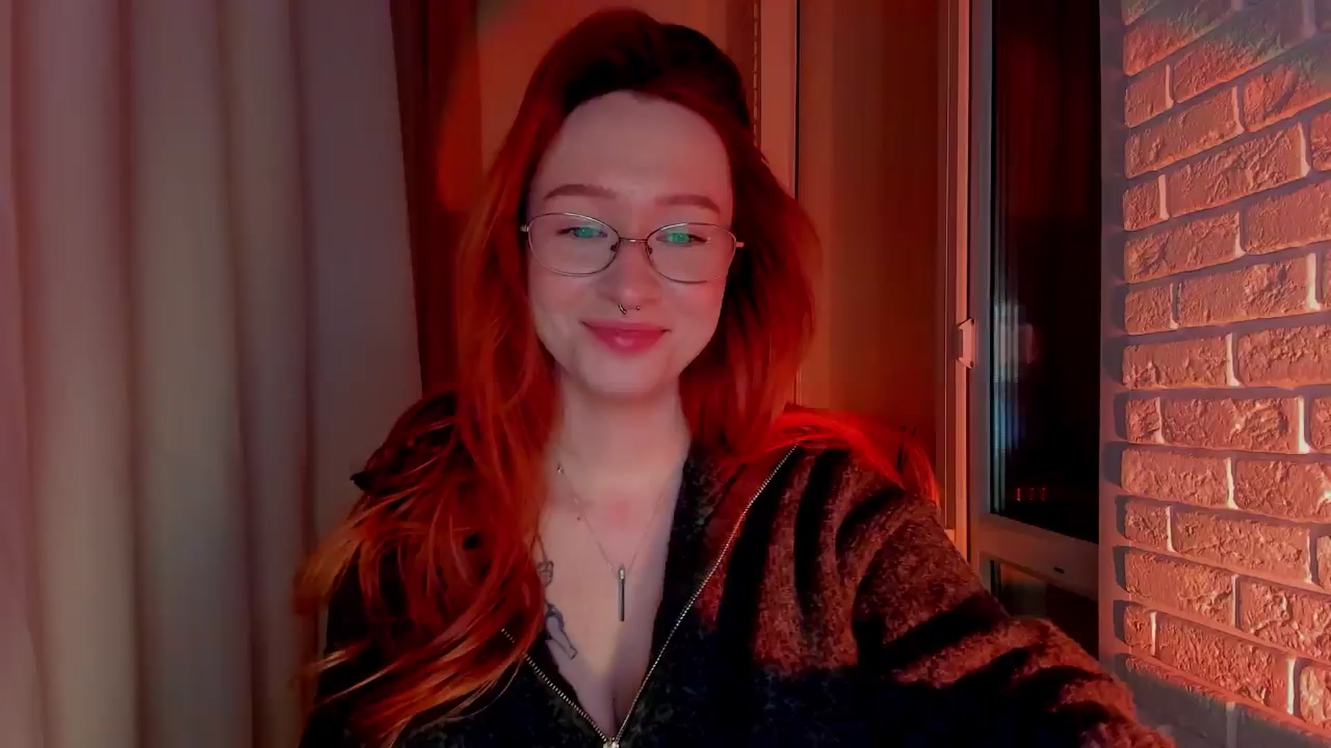 Gallery image thumbnail from AlexxDay's myfreecams stream on, 12/08/2024, 18:33 image 12 of 20
