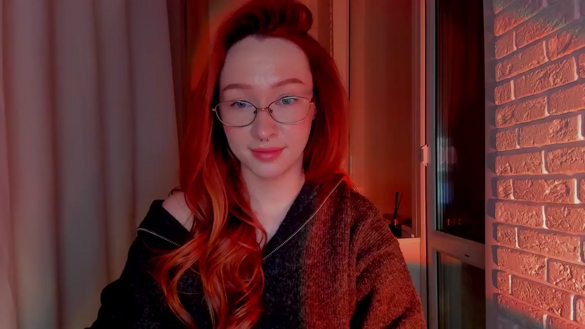 Gallery image thumbnail from AlexxDay's myfreecams stream on, 12/08/2024, 18:33 image 2 of 20