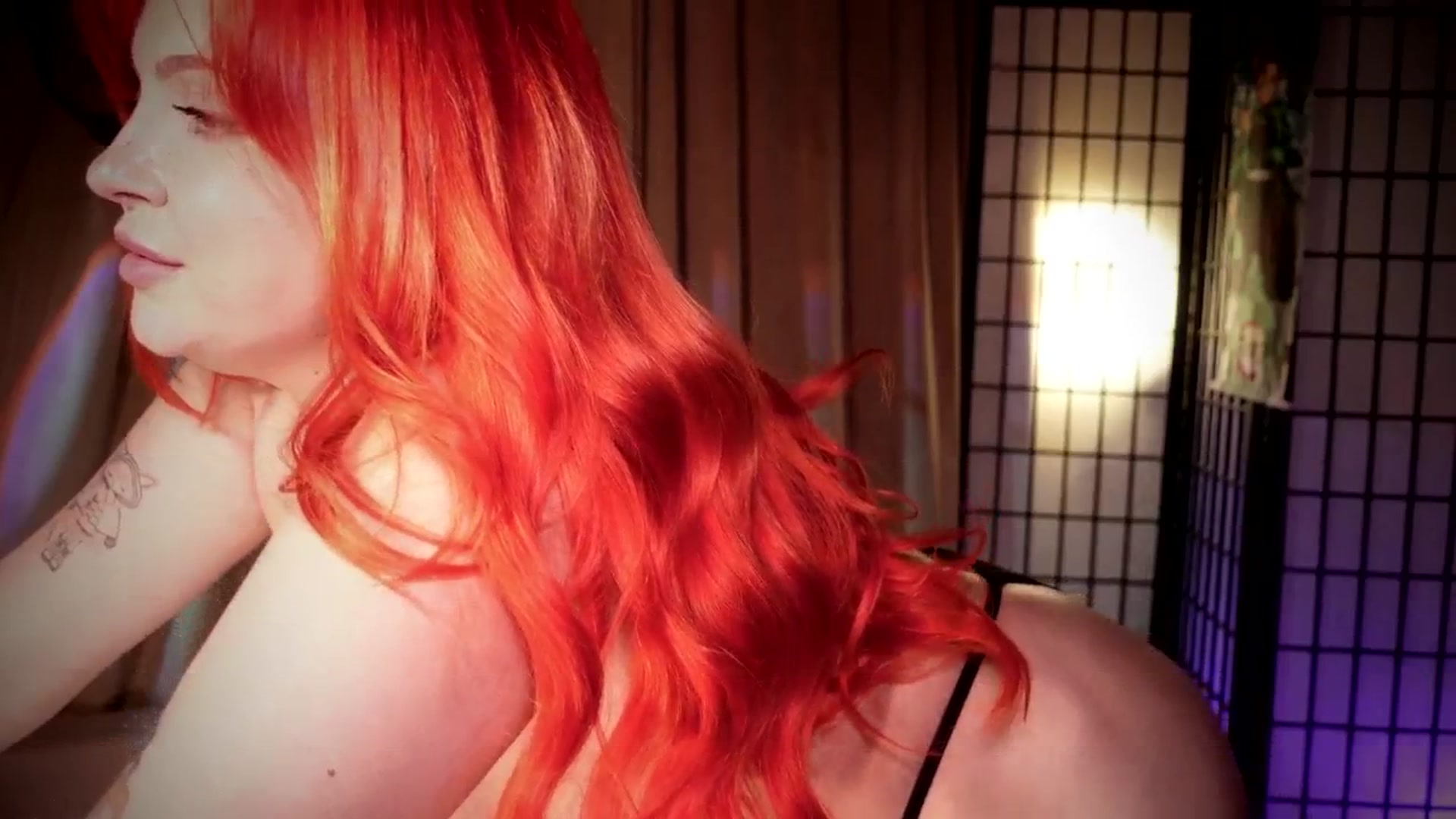 Gallery image thumbnail from AlexxaWild's myfreecams stream on, 10/24/2025, 19:29 image 18 of 20