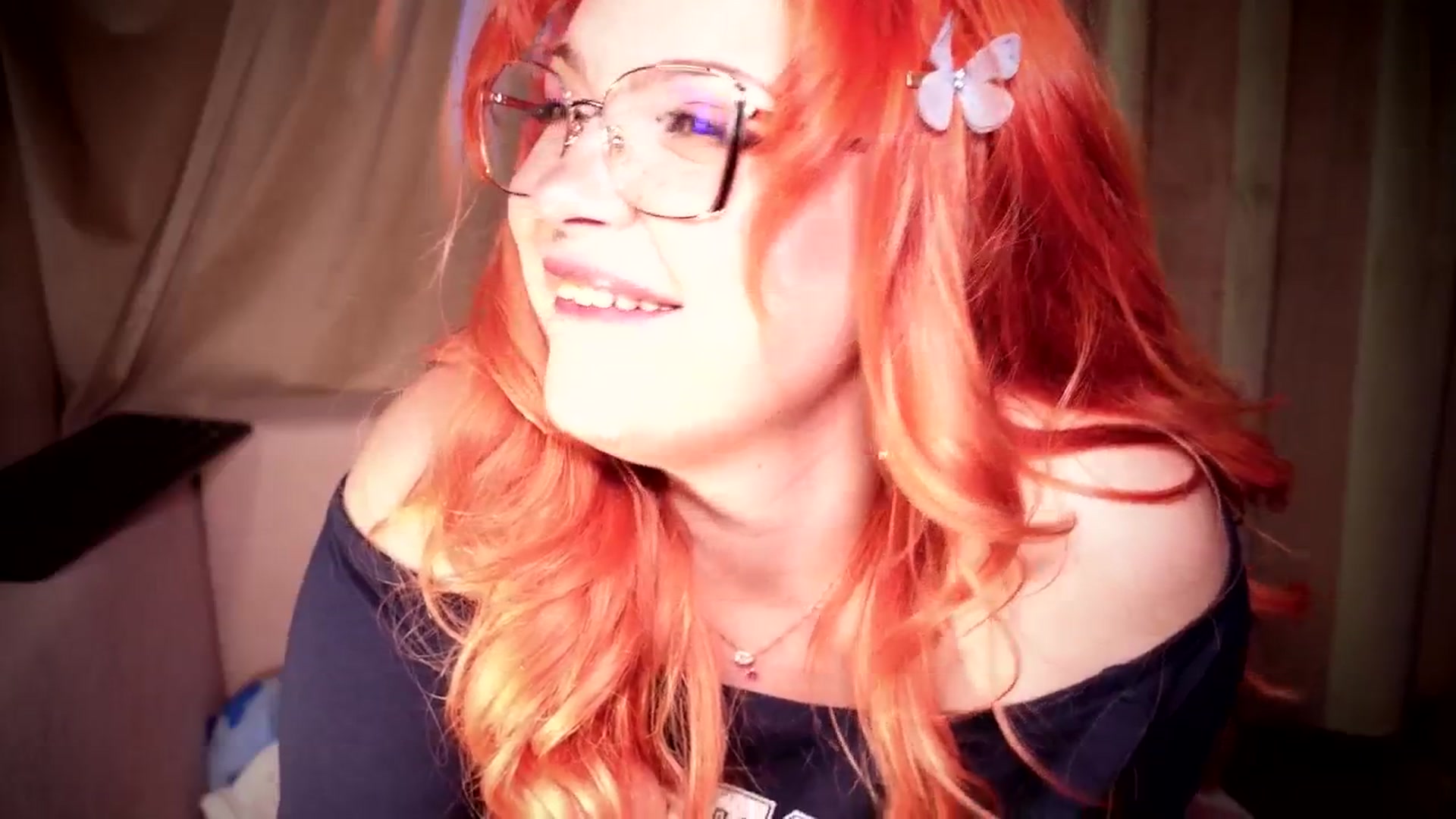 Gallery image thumbnail from AlexxaWild's myfreecams stream on, 11/19/2025, 23:32 image 4 of 20