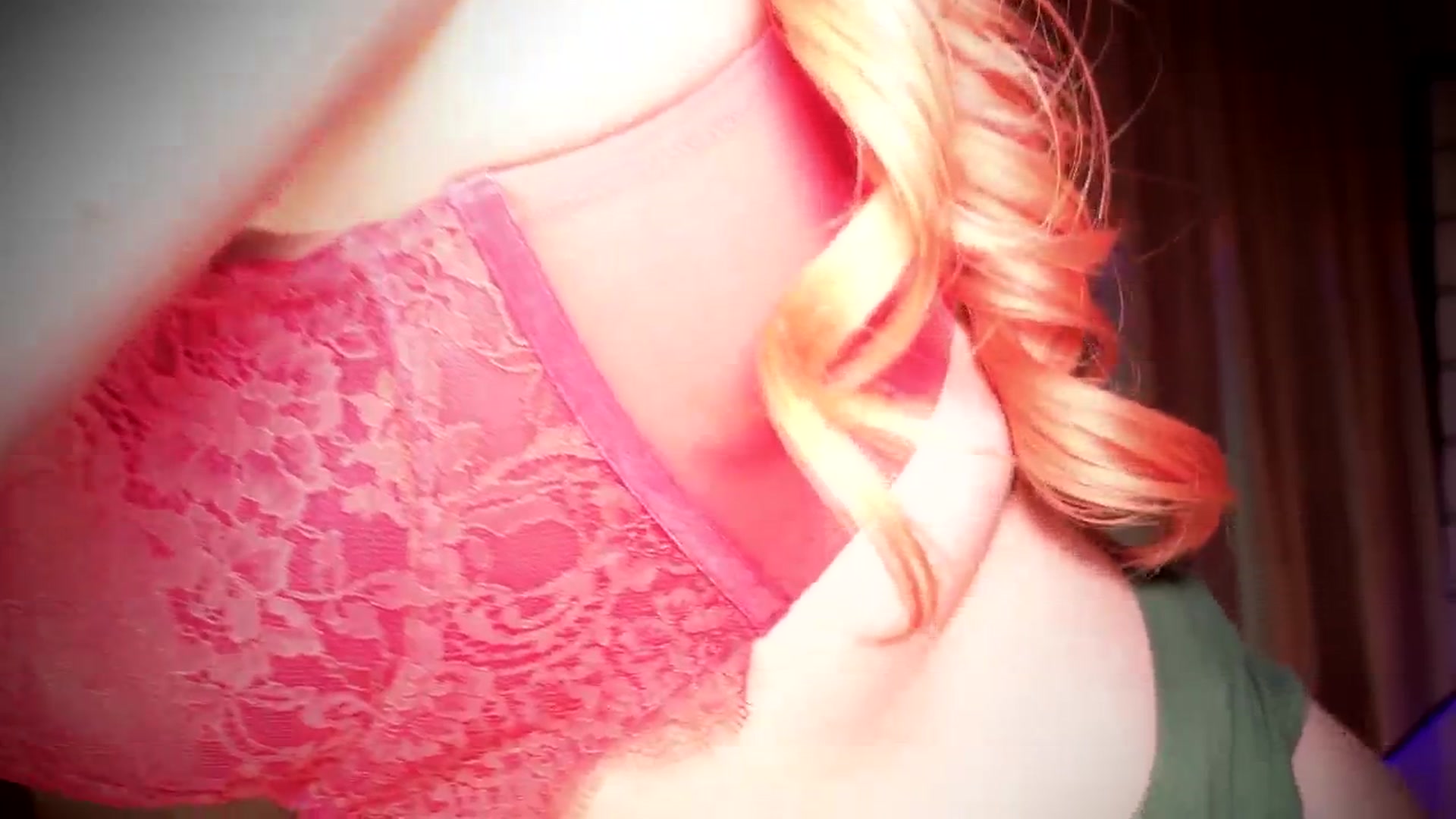 Gallery image thumbnail from AlexxaWild's myfreecams stream on, 11/24/2025, 24:04 image 14 of 20