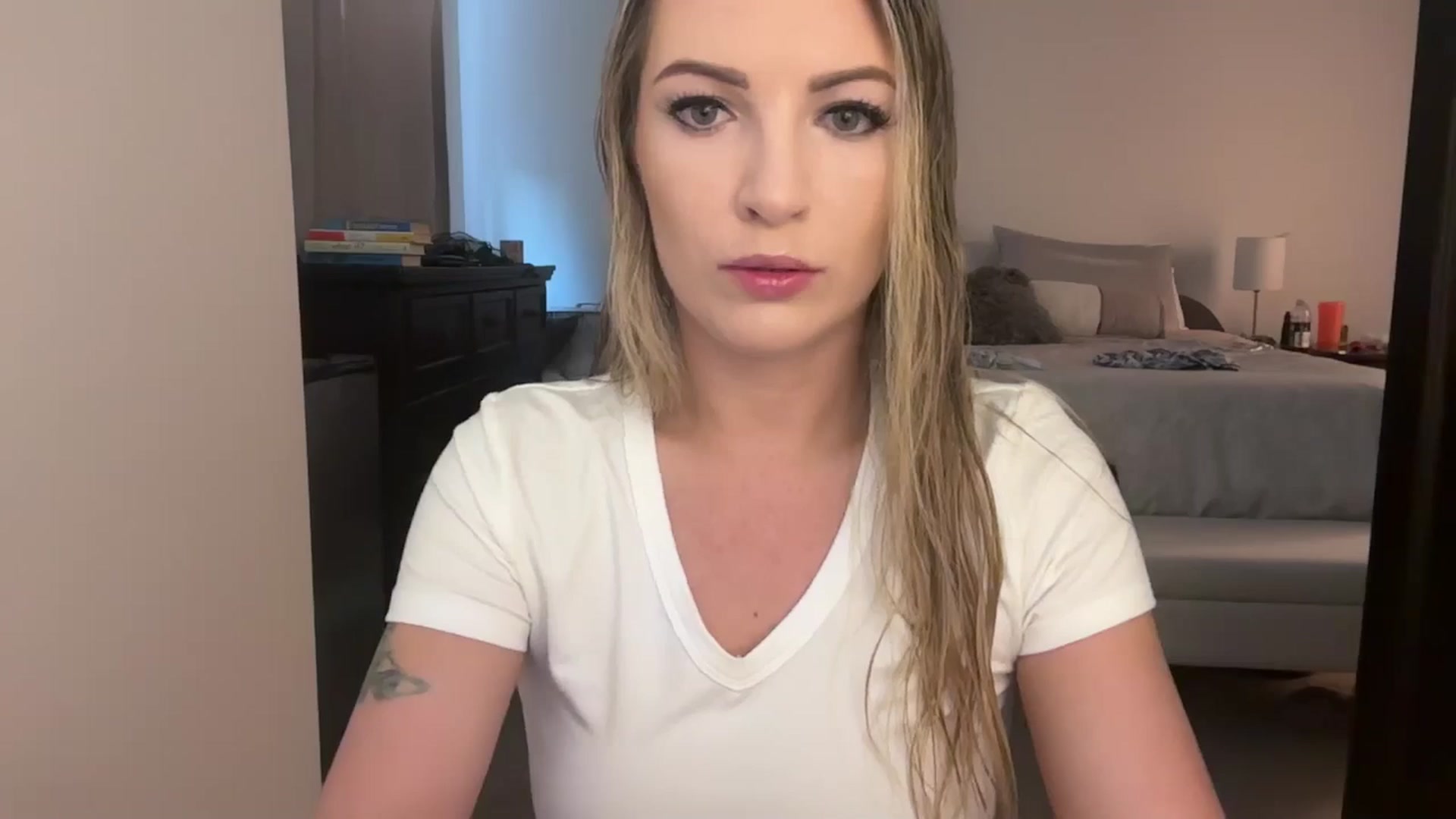 Gallery image thumbnail from Alexxi_Riley's myfreecams stream on, 07/06/2024, 15:06 image 5 of 20