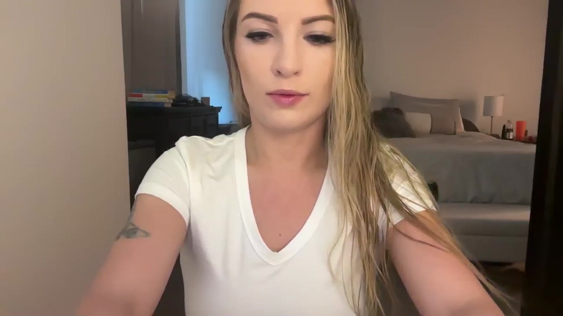 Gallery image thumbnail from Alexxi_Riley's myfreecams stream on, 07/06/2024, 15:06 image 20 of 20