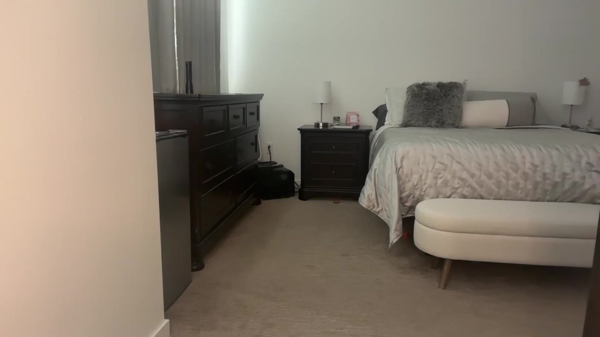 Gallery image thumbnail from Alexxi_Riley's myfreecams stream on, 08/09/2024, 21:45 image 18 of 20