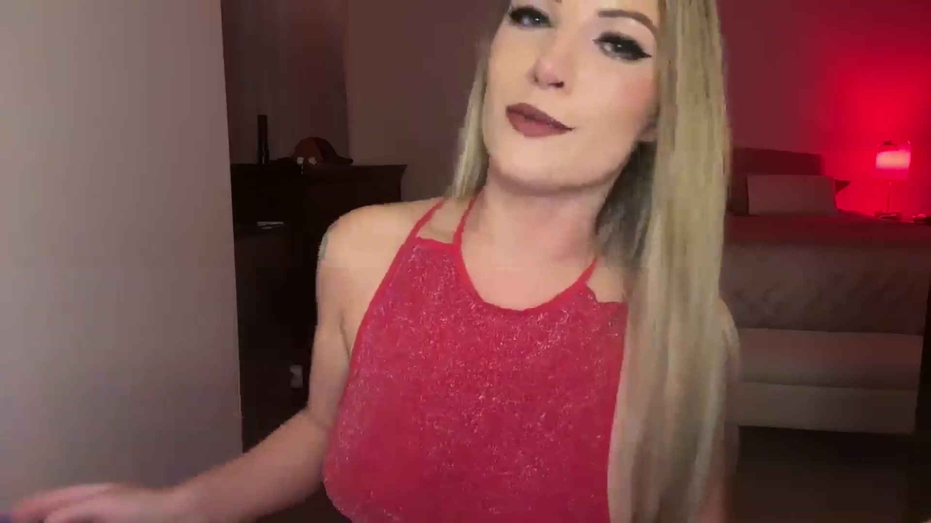 Gallery image thumbnail from Alexxi_Riley's myfreecams stream on, 08/28/2024, 05:44 image 12 of 20