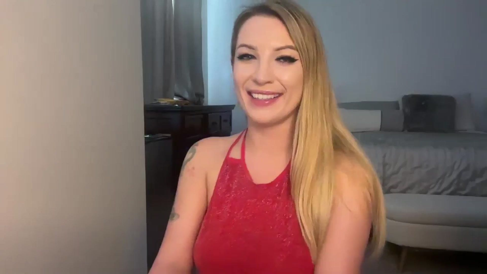 Gallery image thumbnail from Alexxi_Riley's myfreecams stream on, 09/10/2024, 18:21 image 13 of 20
