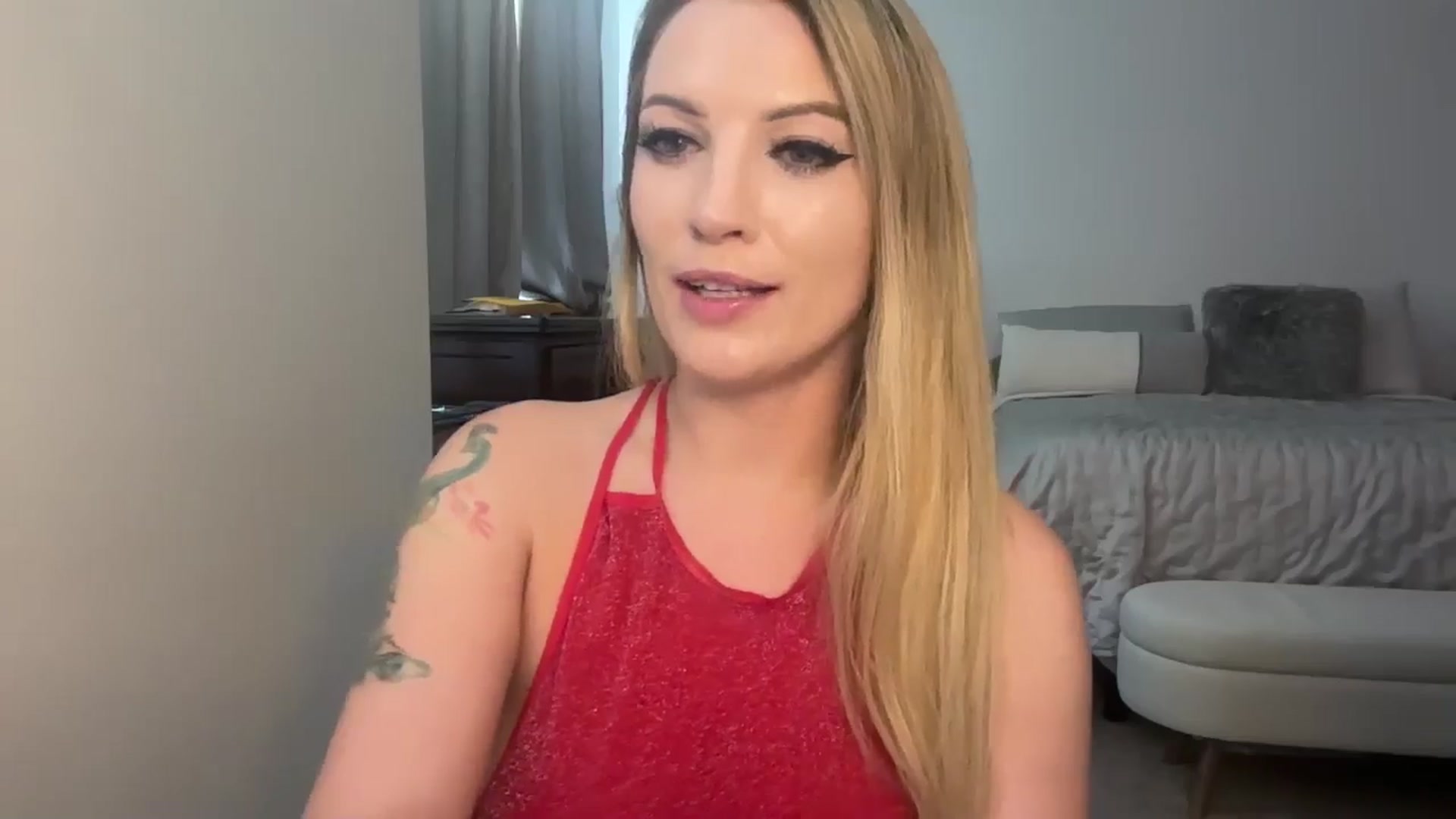 Gallery image thumbnail from Alexxi_Riley's myfreecams stream on, 09/10/2024, 19:40 image 8 of 20