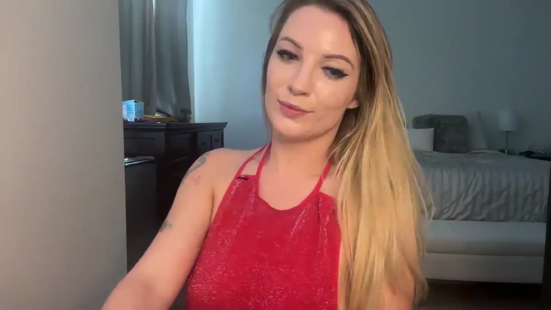 Gallery image thumbnail from Alexxi_Riley's myfreecams stream on, 09/10/2024, 20:53 image 11 of 20