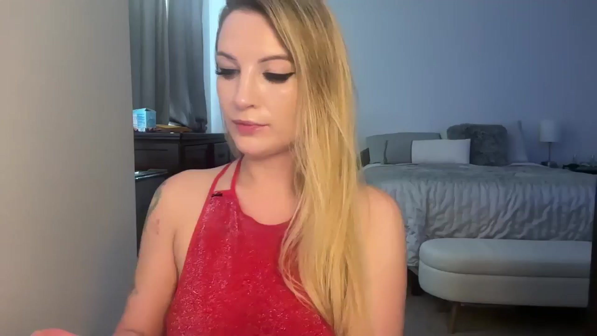 Gallery image thumbnail from Alexxi_Riley's myfreecams stream on, 09/10/2024, 21:14 image 1 of 20