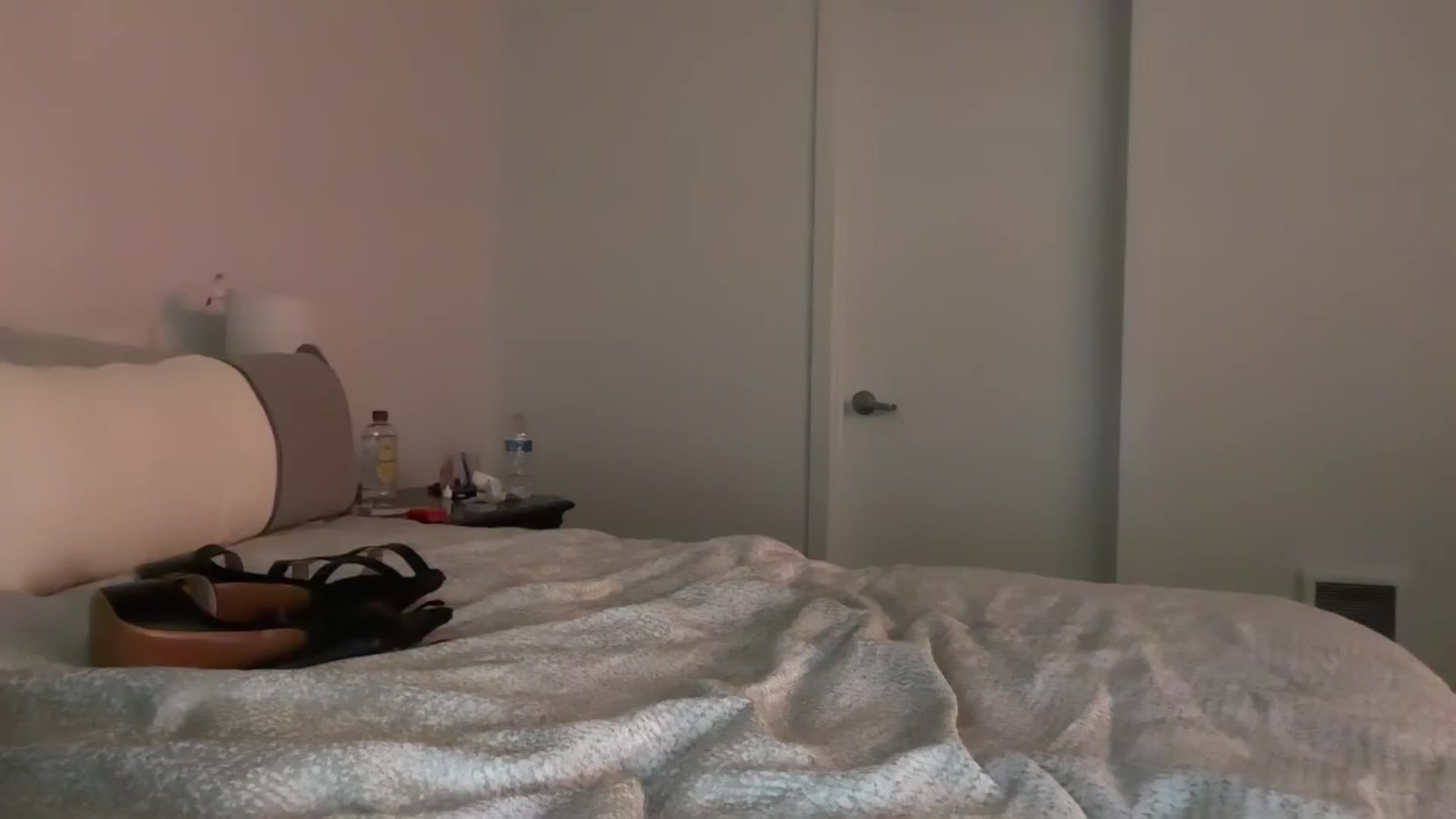 Gallery image thumbnail from Alexxi_Riley's myfreecams stream on, 01/08/2025, 21:23 image 17 of 20