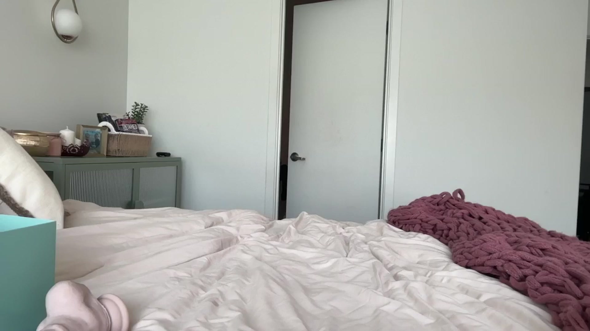 Gallery image thumbnail from Alexxi_Riley's myfreecams stream on, 04/17/2025, 20:01 image 11 of 20