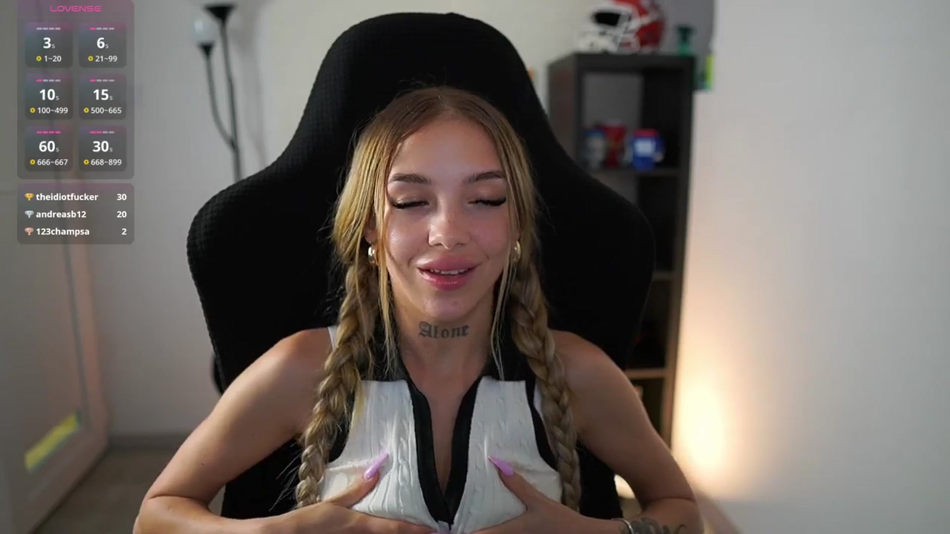 Gallery image thumbnail from Alexxisky's myfreecams stream on, 07/30/2025, 22:17 image 4 of 20