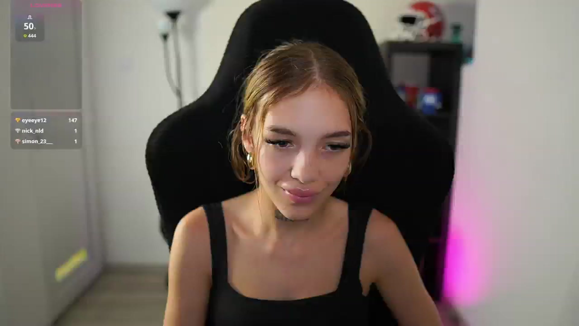 Gallery image thumbnail from Alexxisky's myfreecams stream on, 08/05/2025, 15:06 image 15 of 20